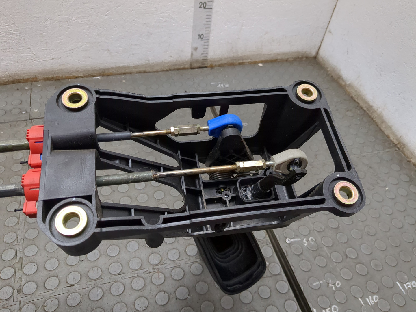 Кулиса МКПП / АКПП