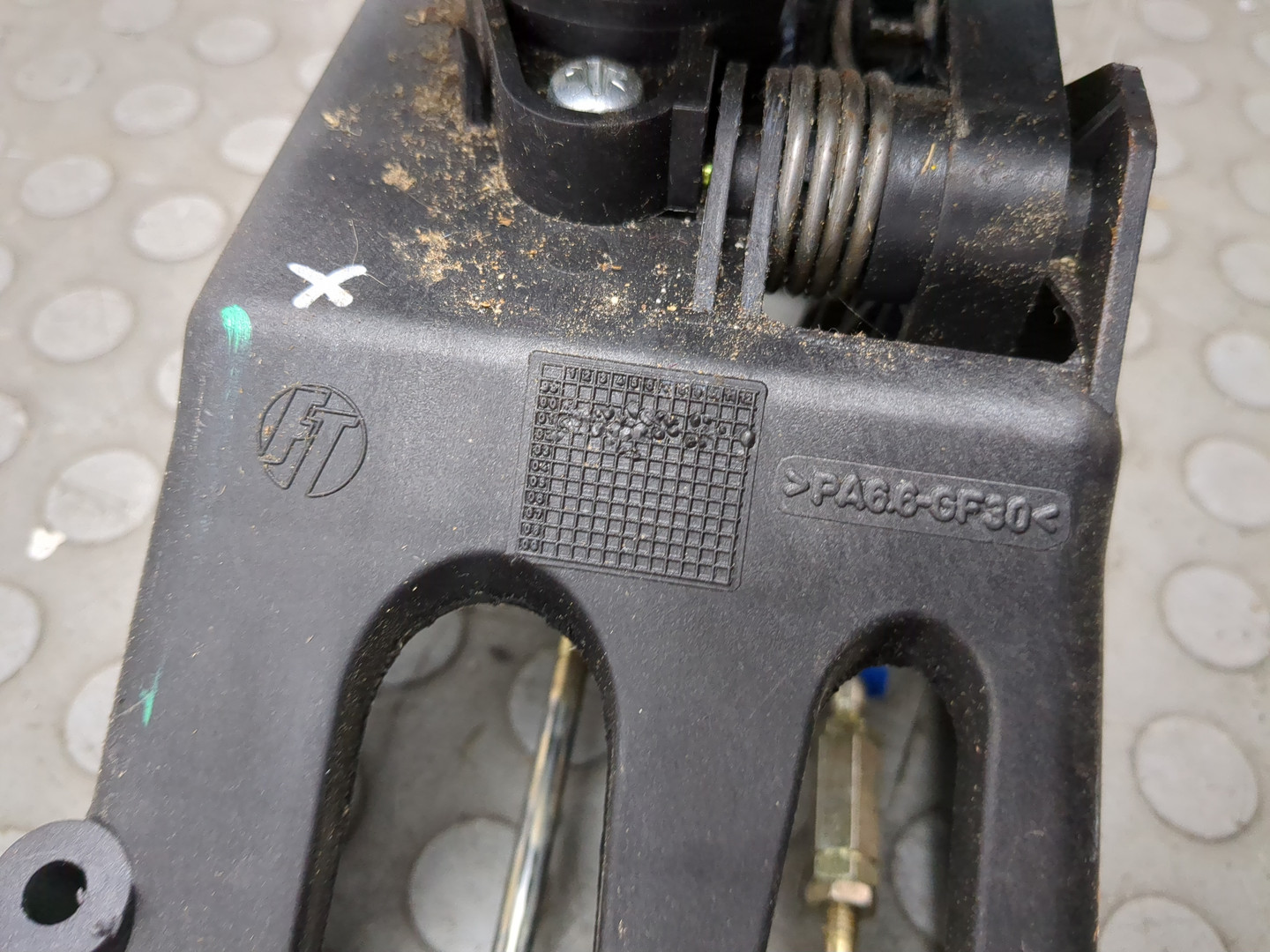 Кулиса МКПП / АКПП