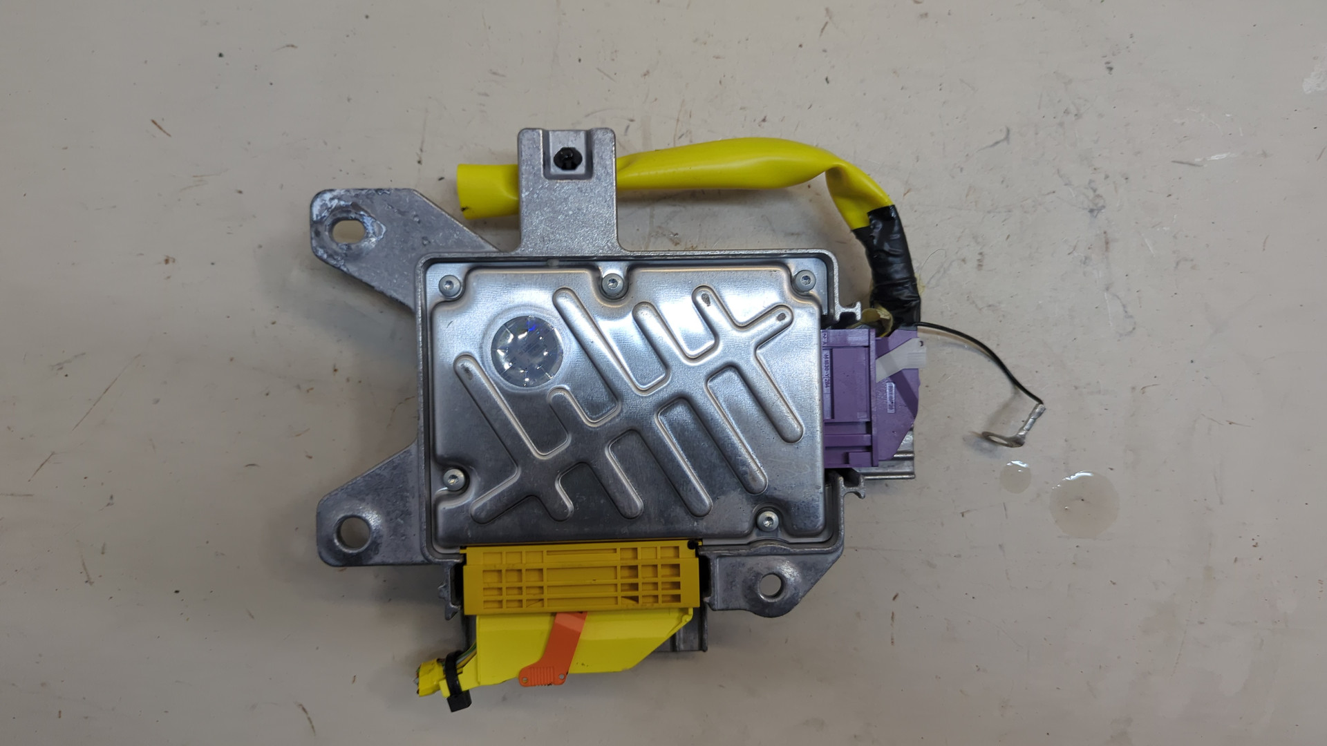 Блок управления подушек безопасности (AIR BAG)