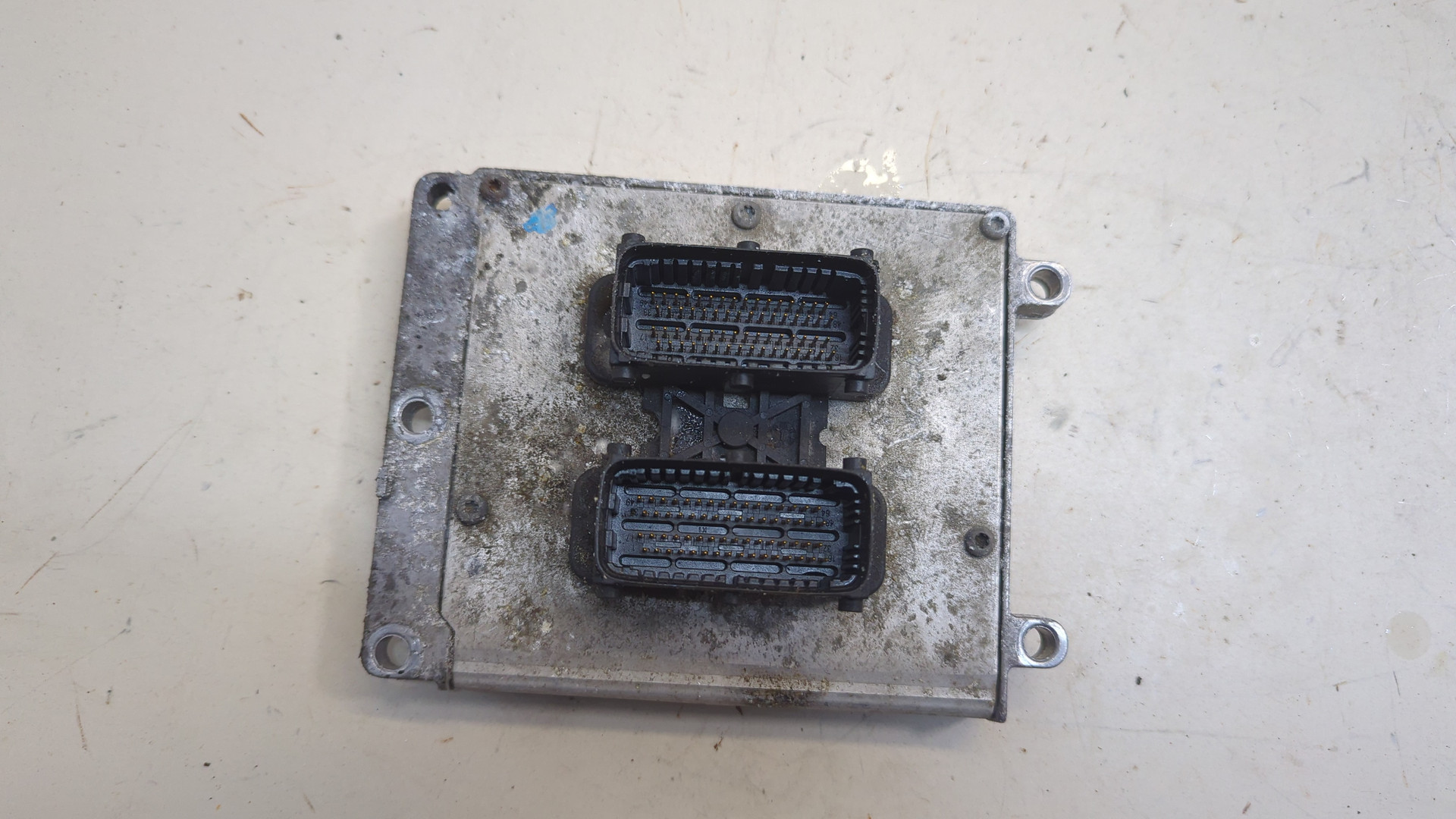 Блок управления двигателем