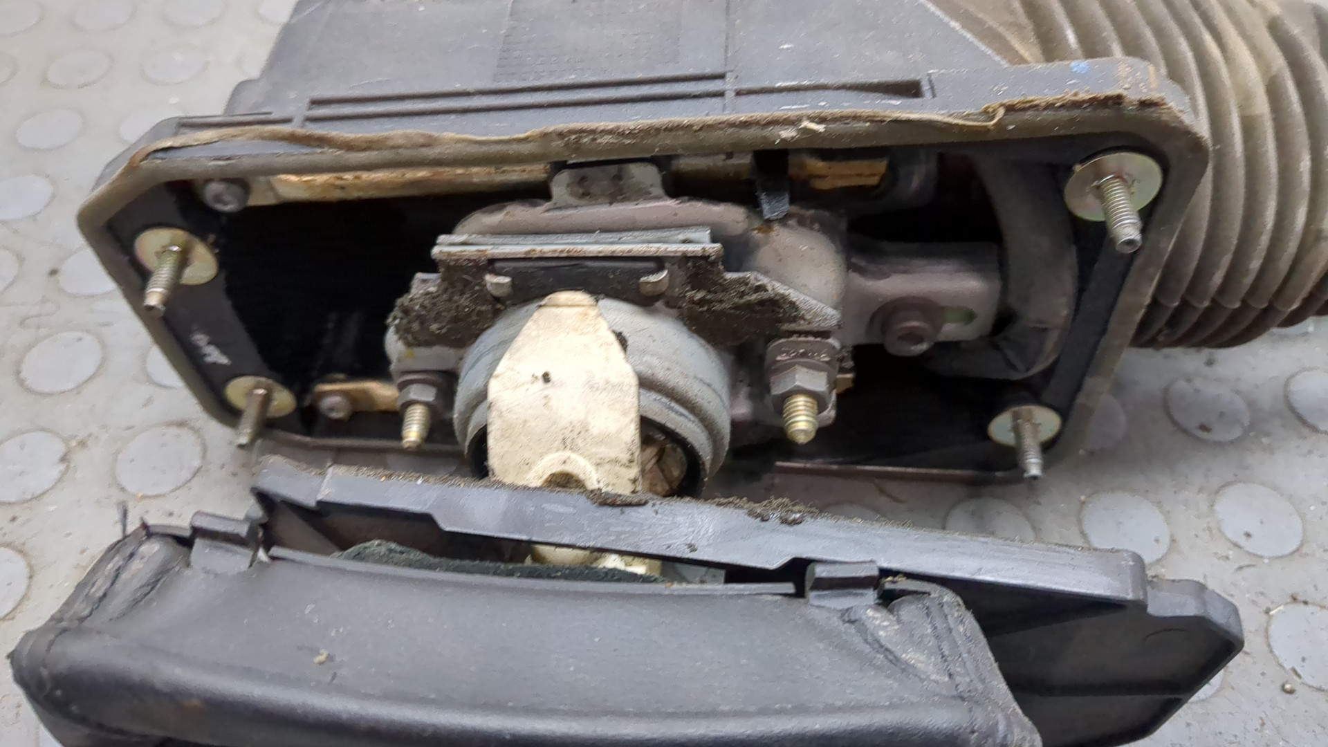 Кулиса МКПП / АКПП