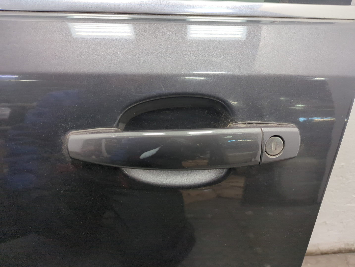 Дверь передняя левая