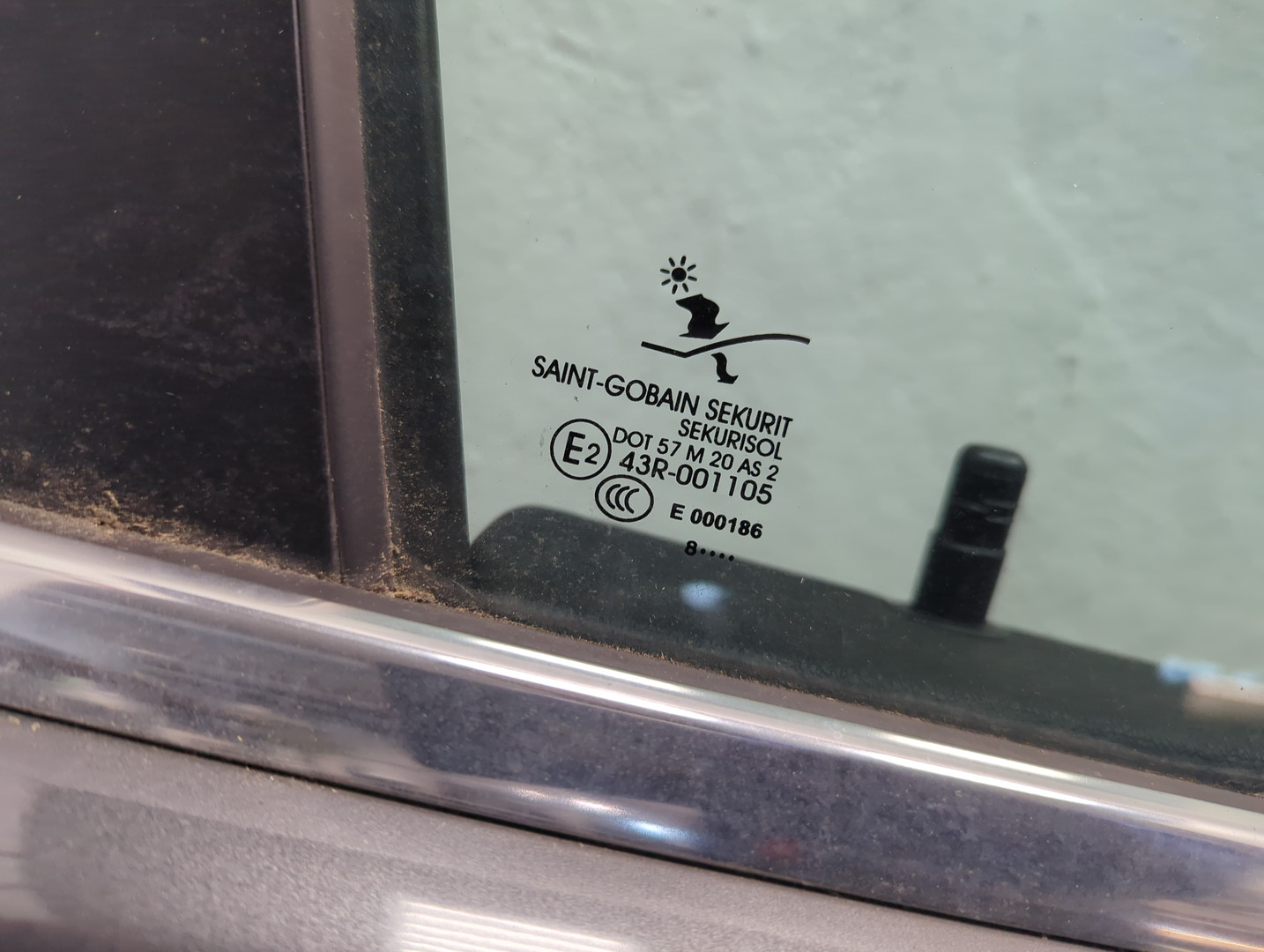 Дверь передняя правая