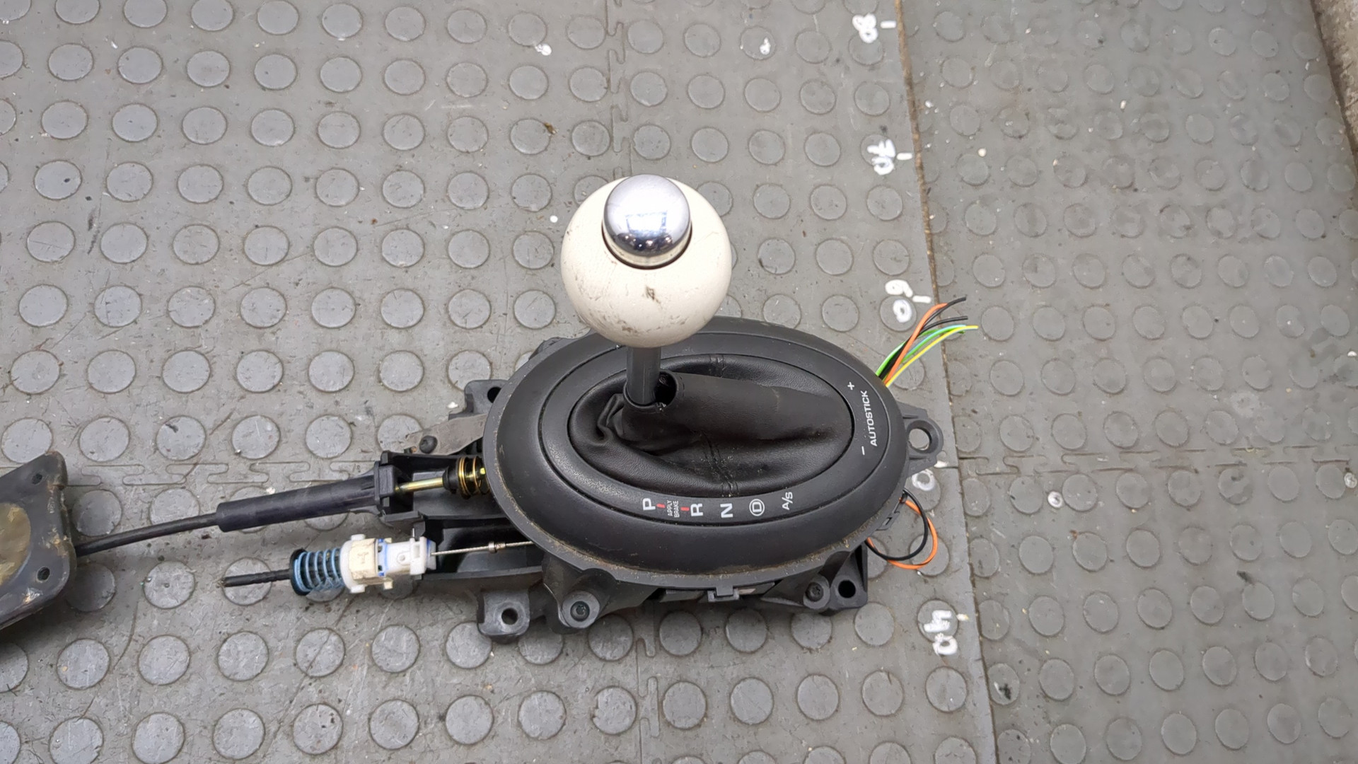 Кулиса МКПП / АКПП