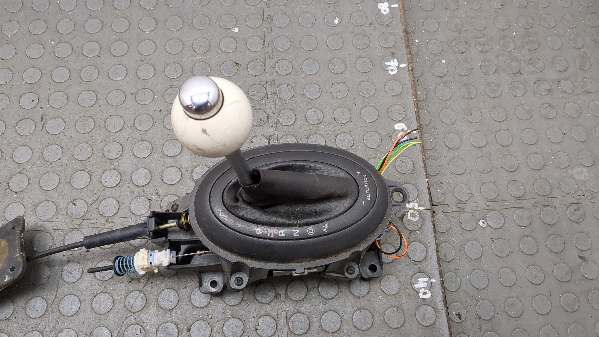 Кулиса МКПП / АКПП