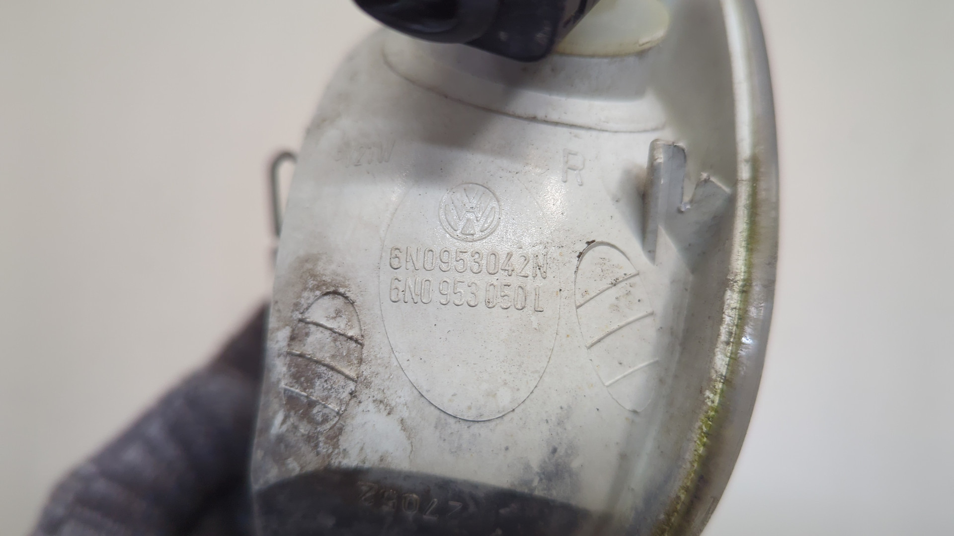 Повторитель на крыло правый