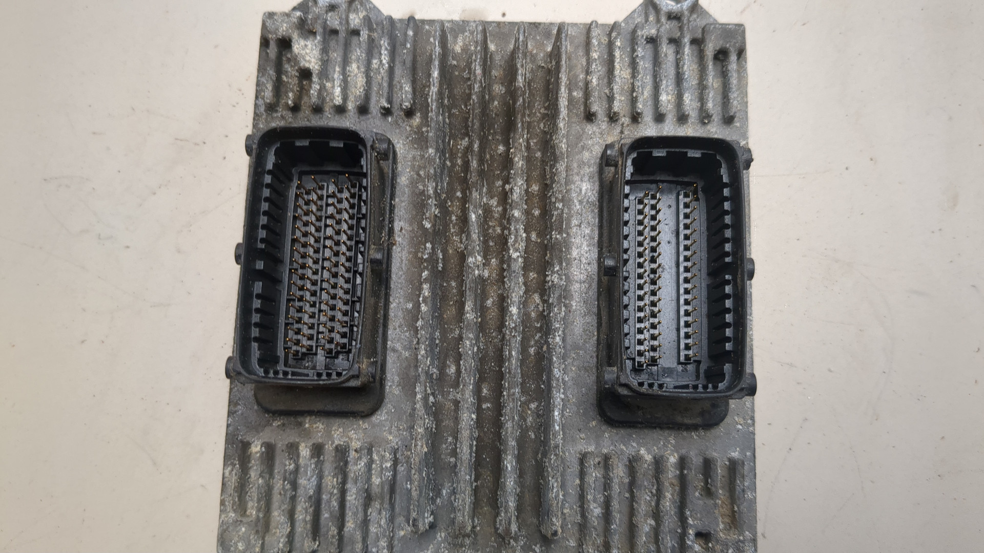 Блок управления двигателем