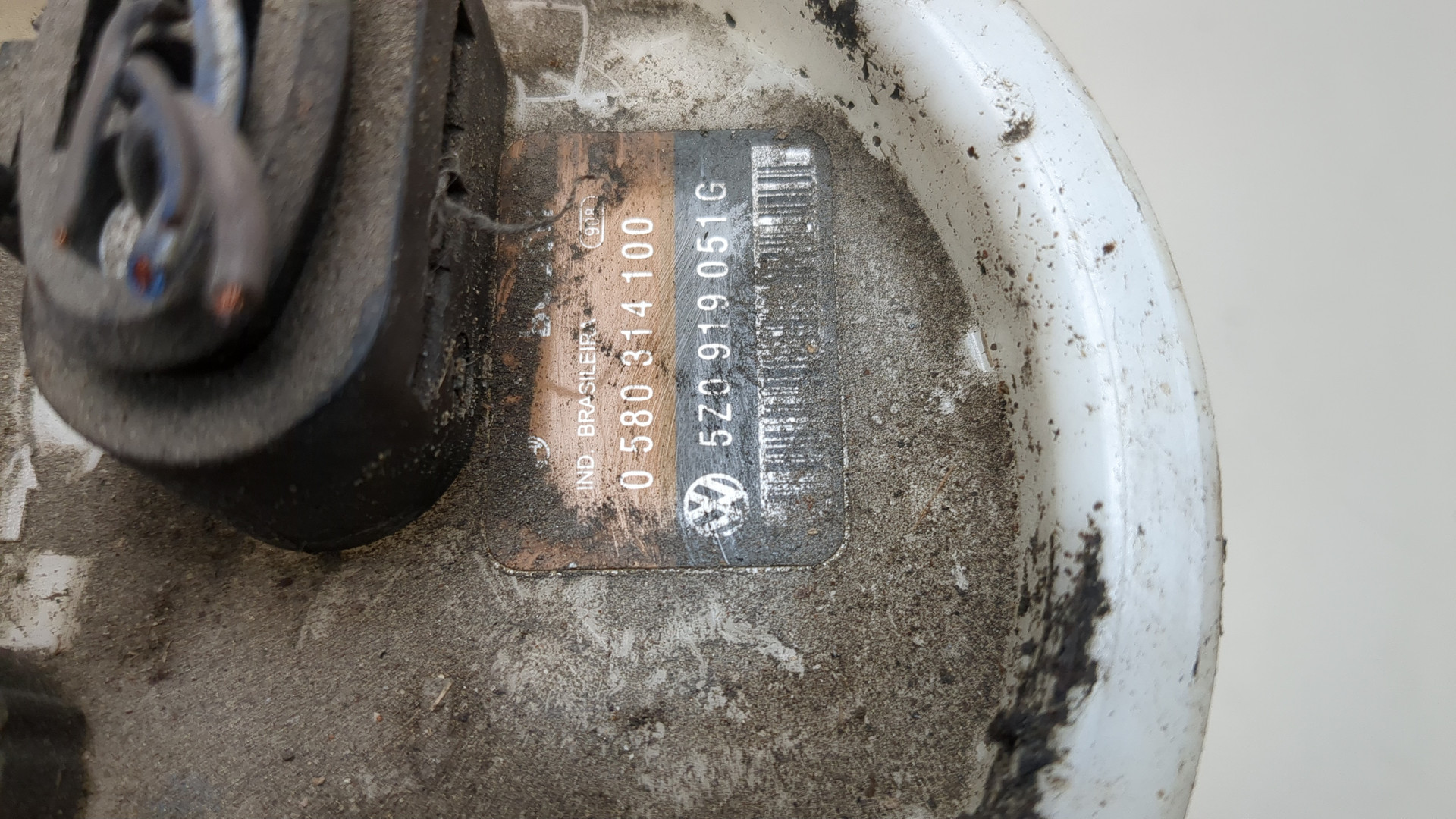 Насос топливный электрический