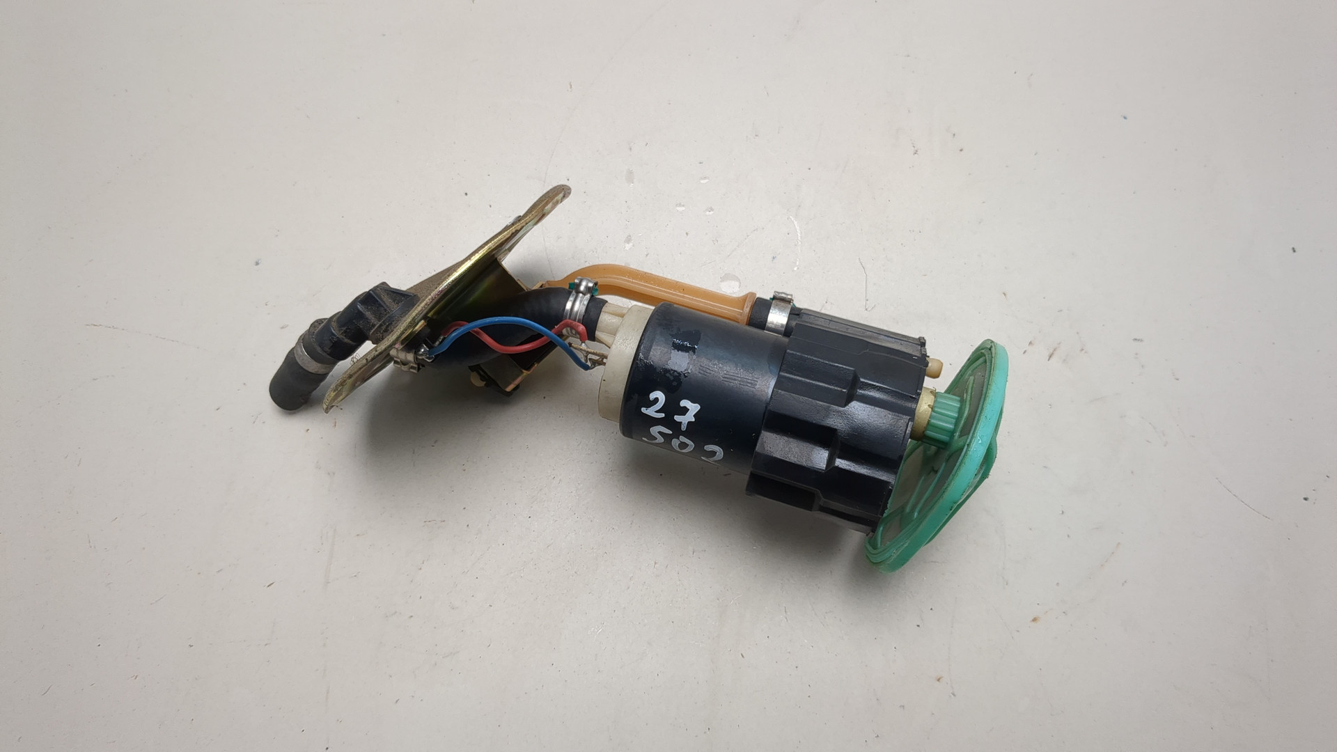 Насос топливный электрический