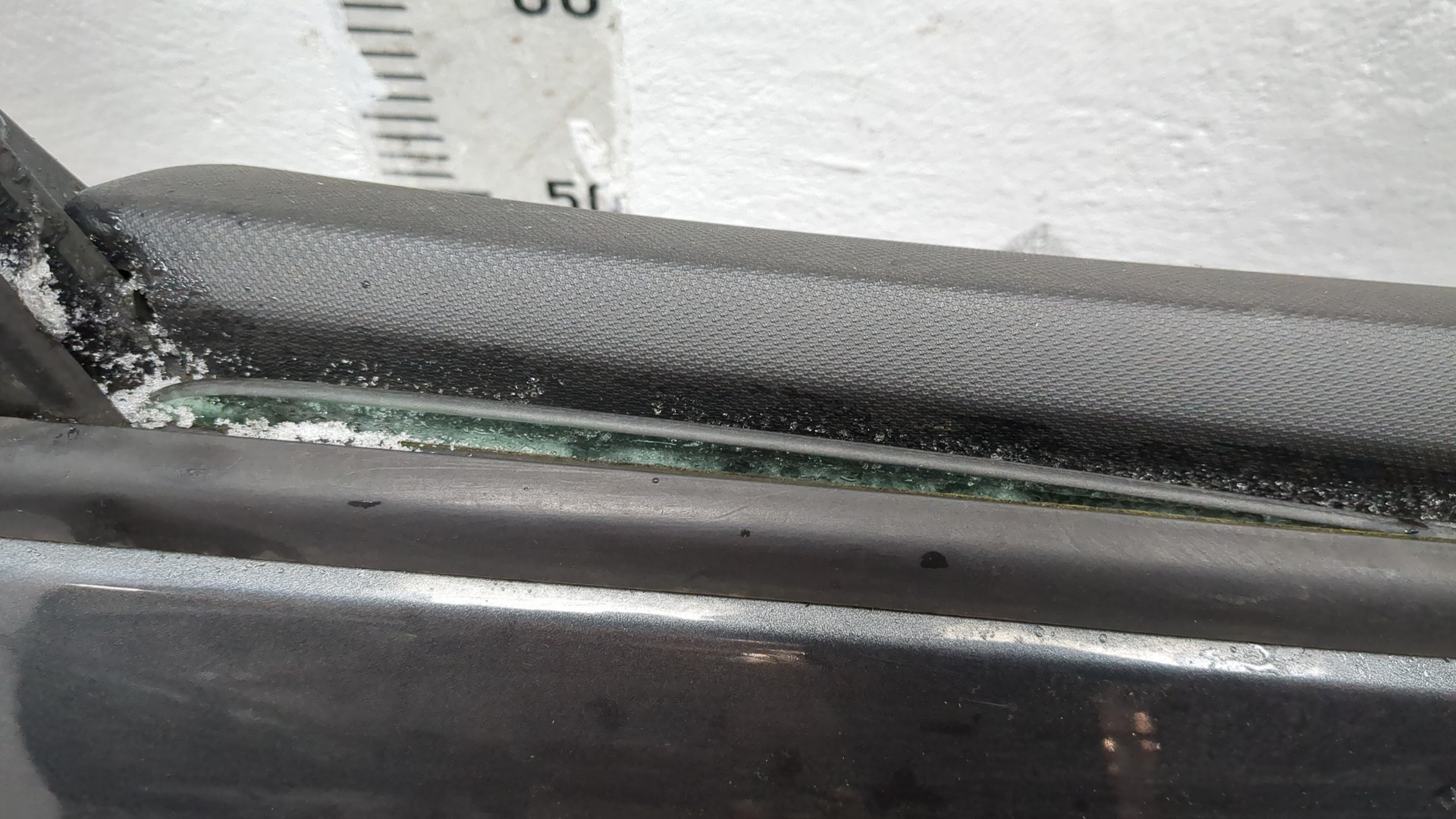 Дверь передняя правая