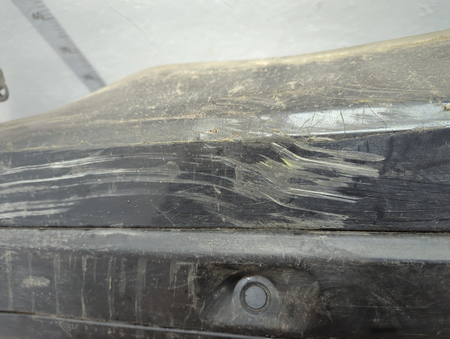 Бампер задний