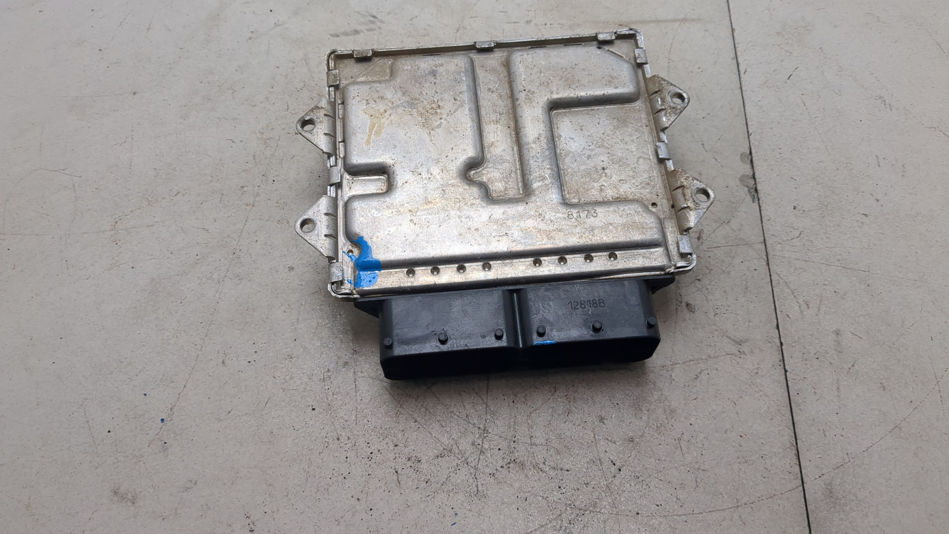 Блок управления двигателем