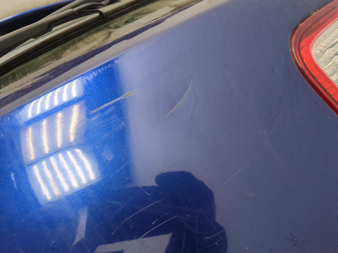 Дверь багажника