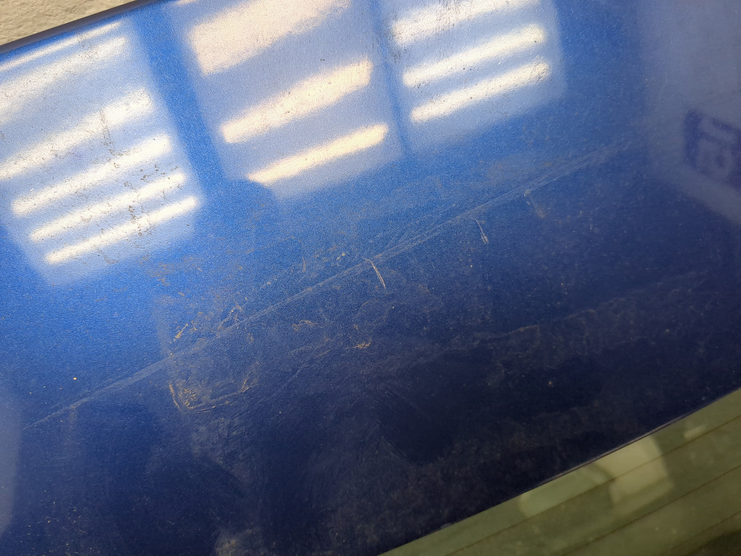 Дверь багажника