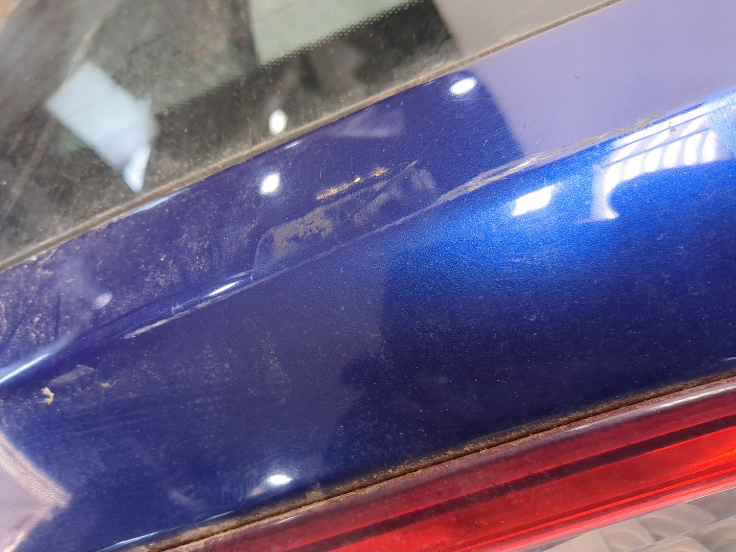 Дверь багажника