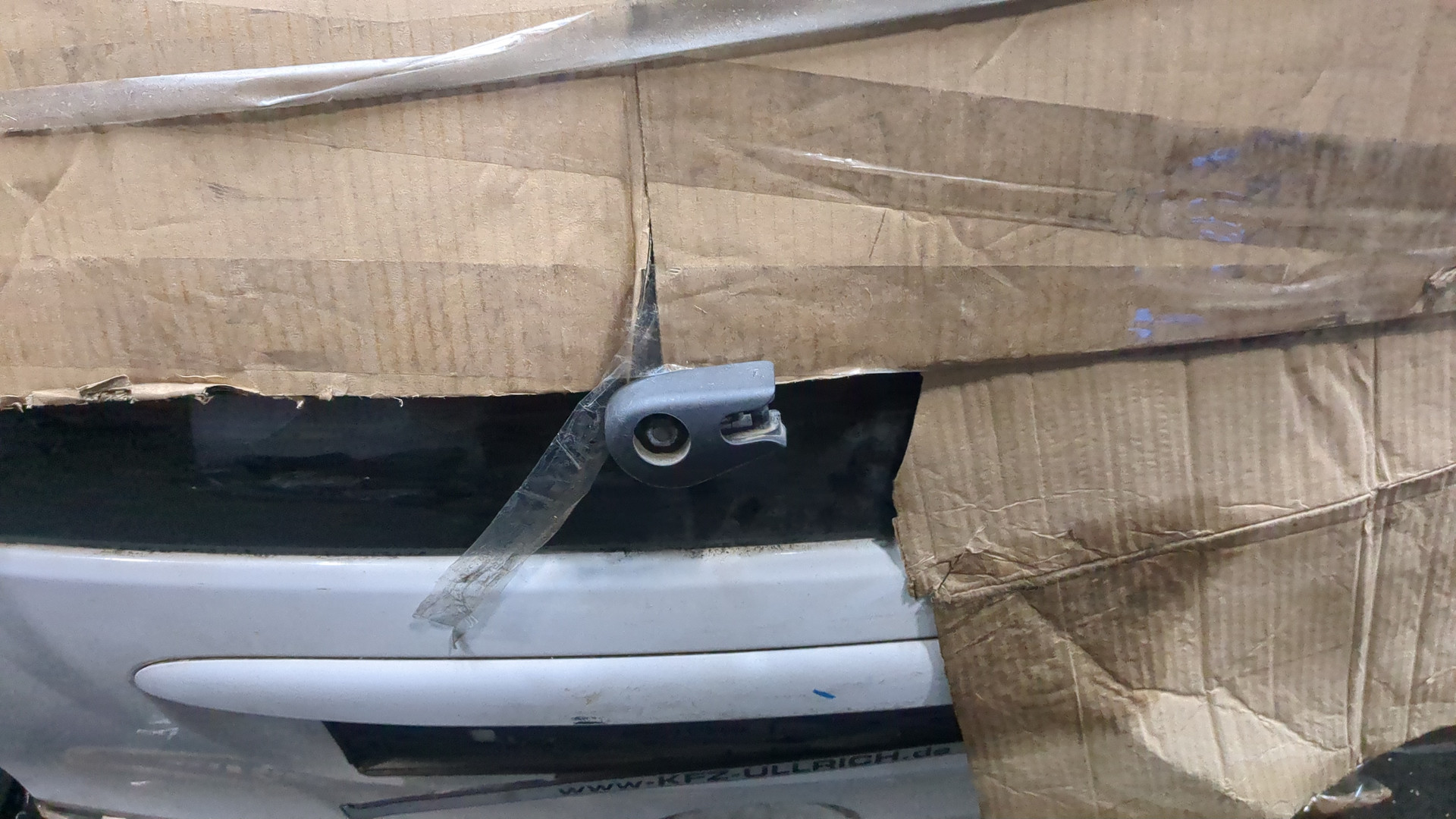 Дверь багажника