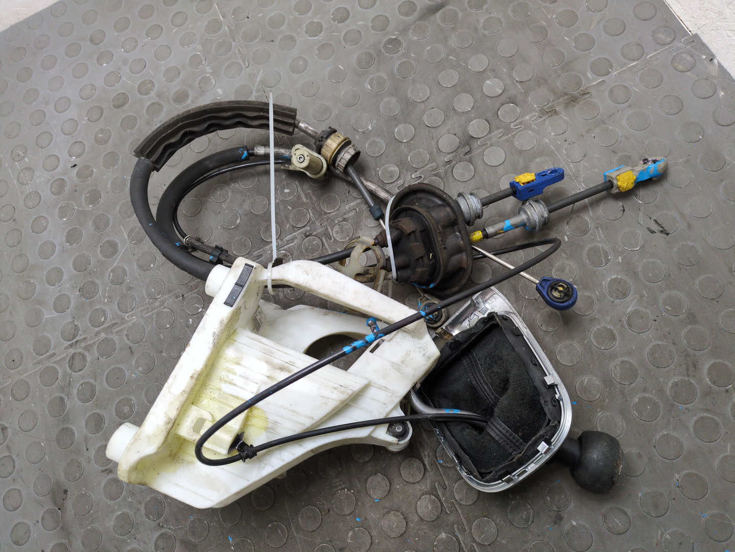 Кулиса МКПП / АКПП