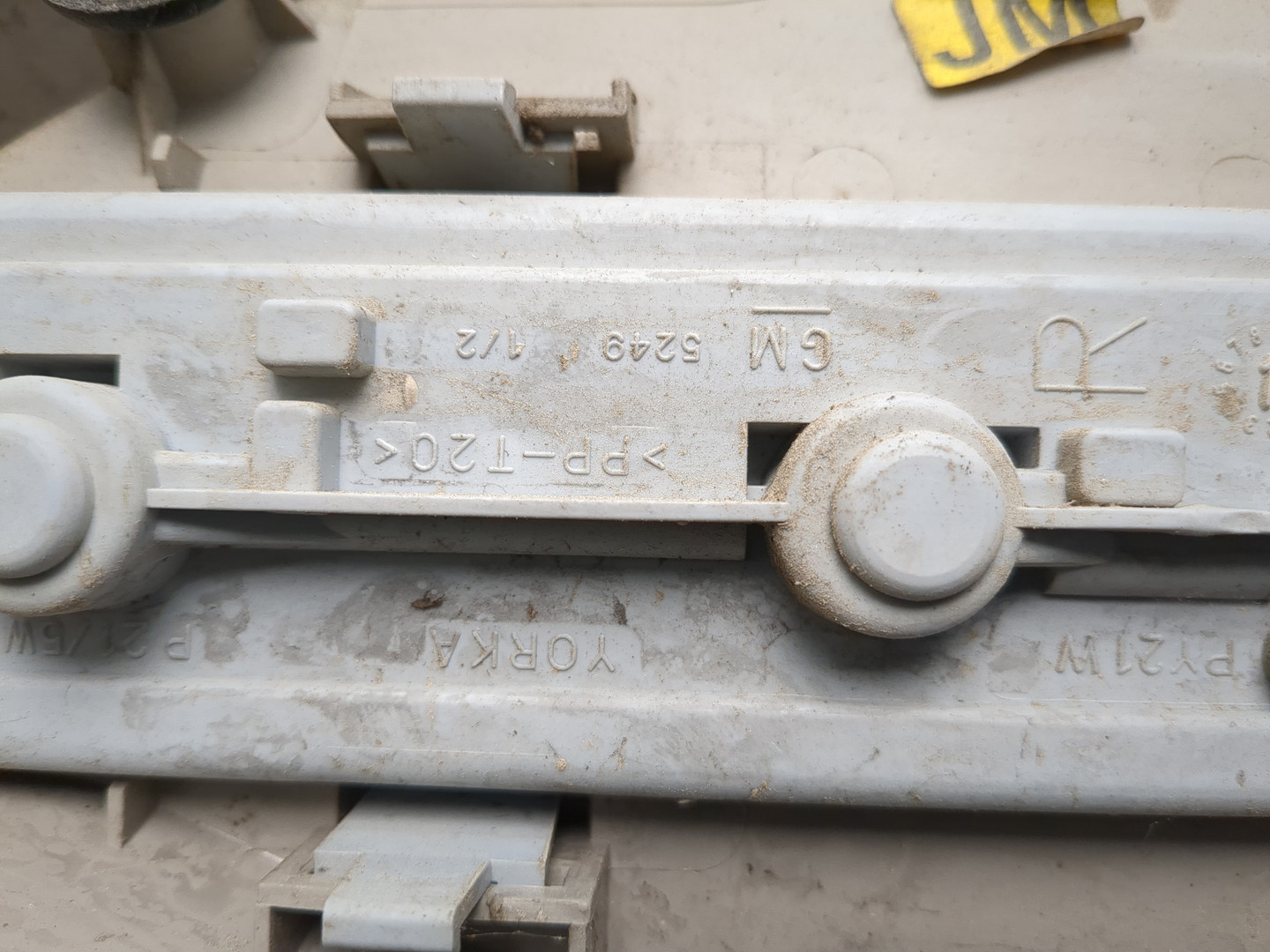 Фонарь задний правый