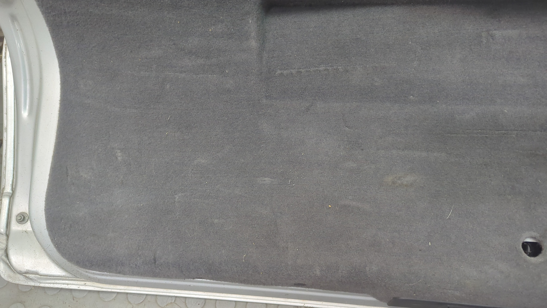 Дверь багажника