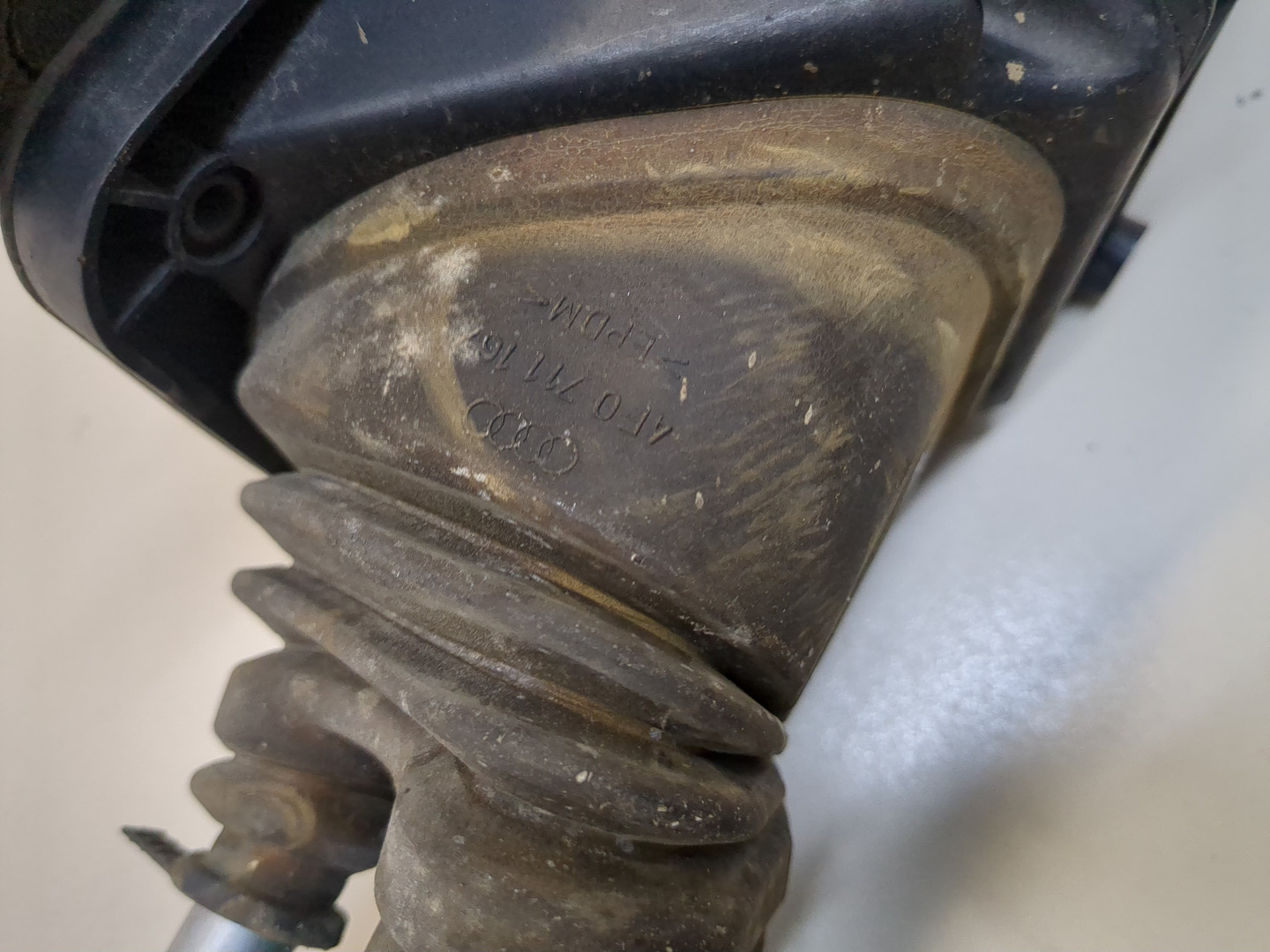 Кулиса МКПП / АКПП