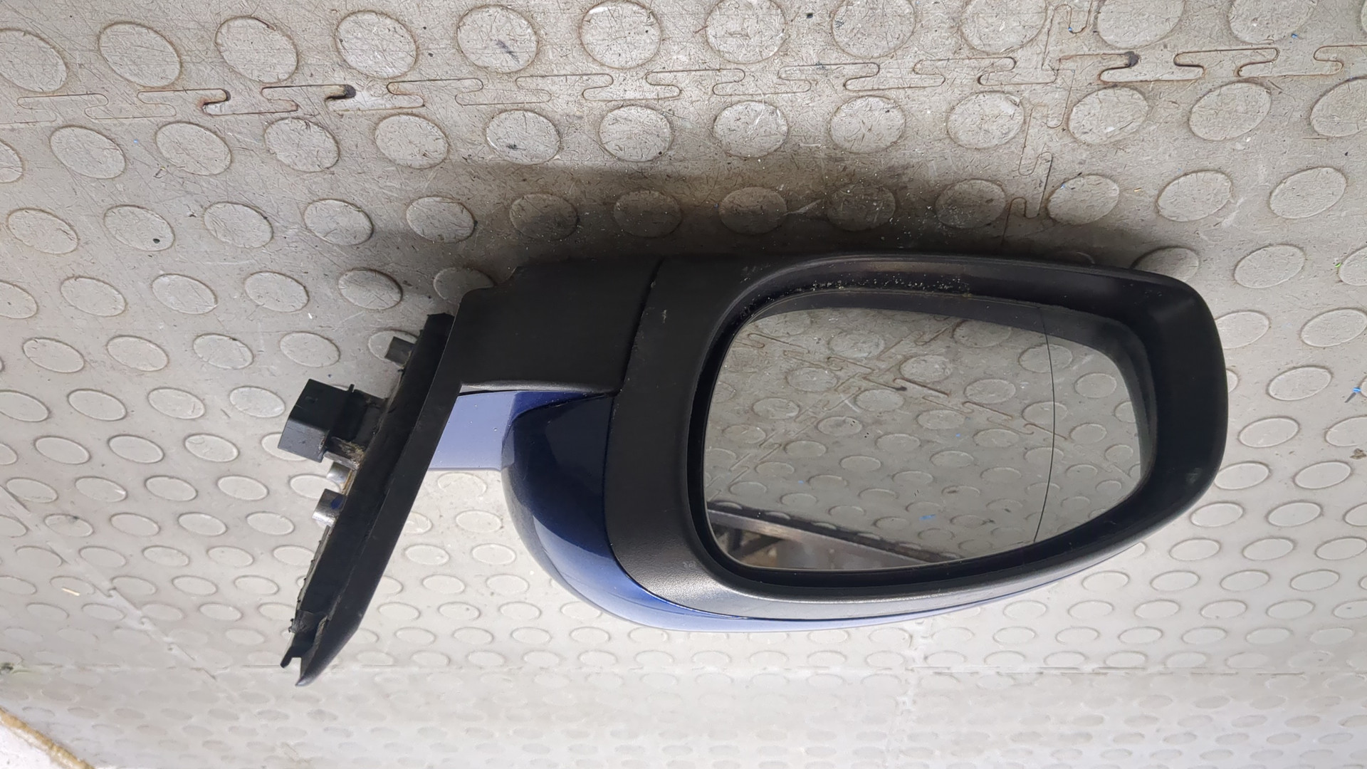 Зеркало левое электрическое