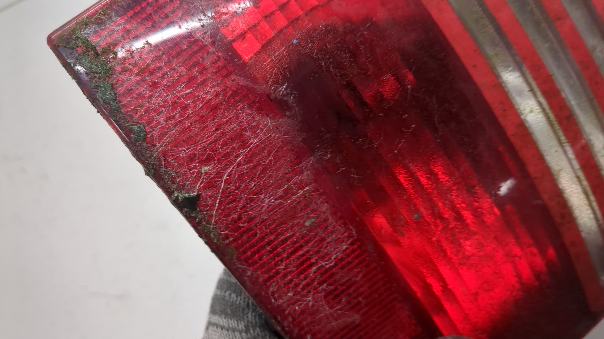 Фонарь задний левый