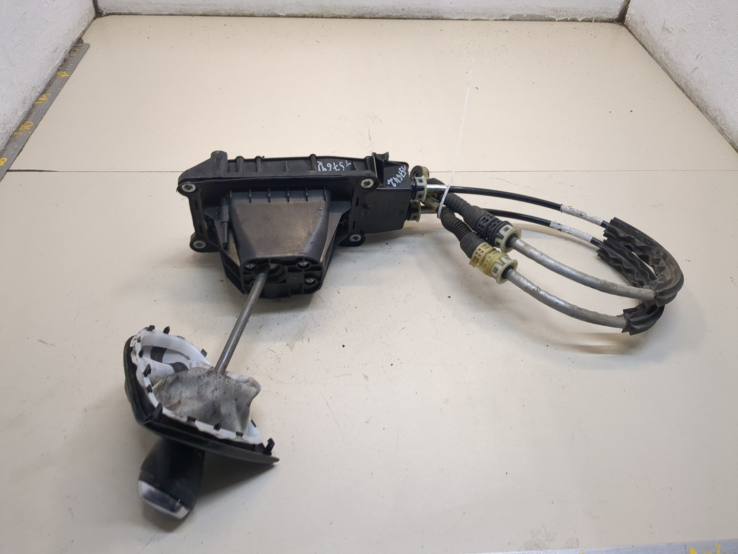 Кулиса МКПП / АКПП