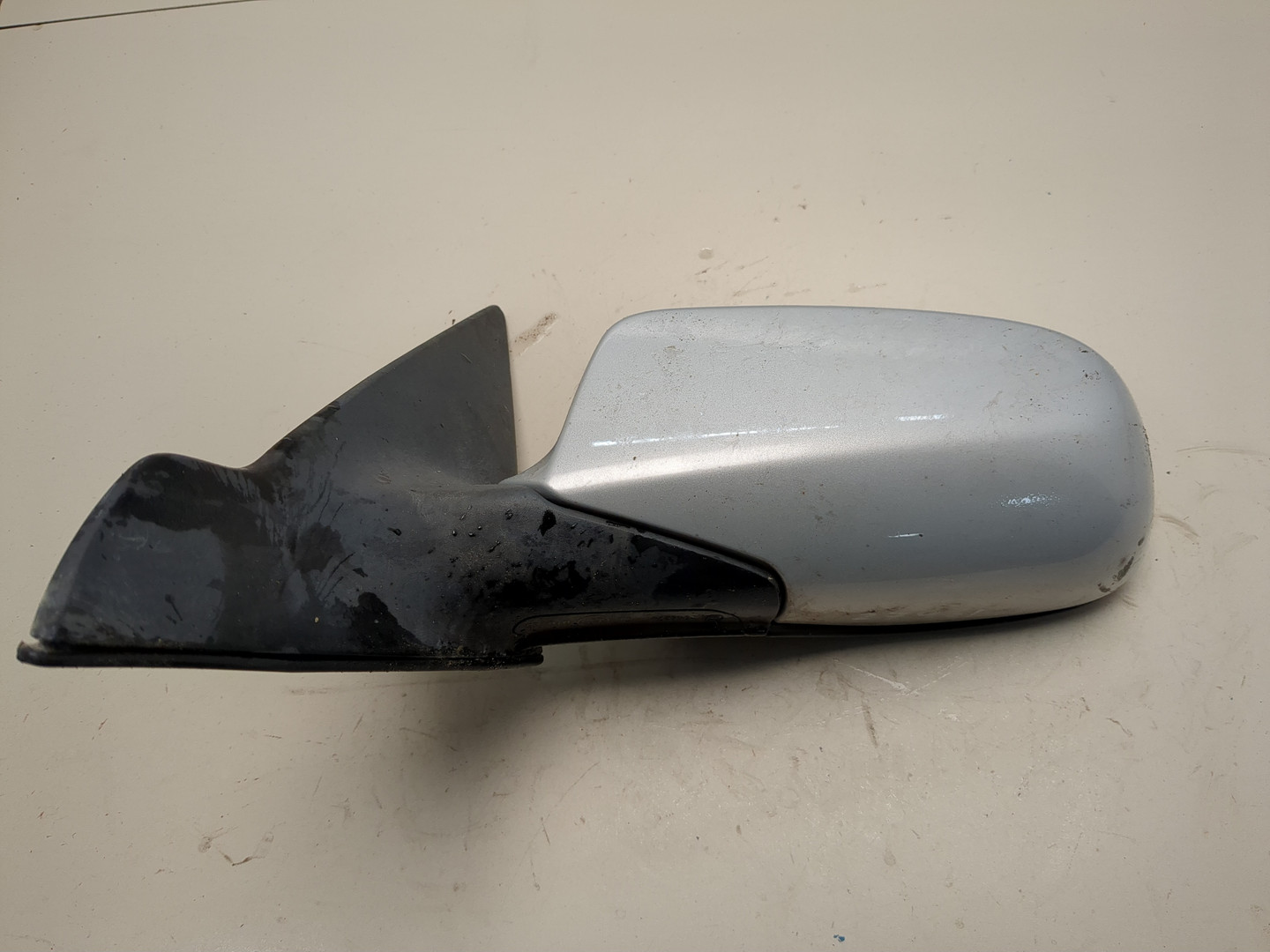 Зеркало левое электрическое