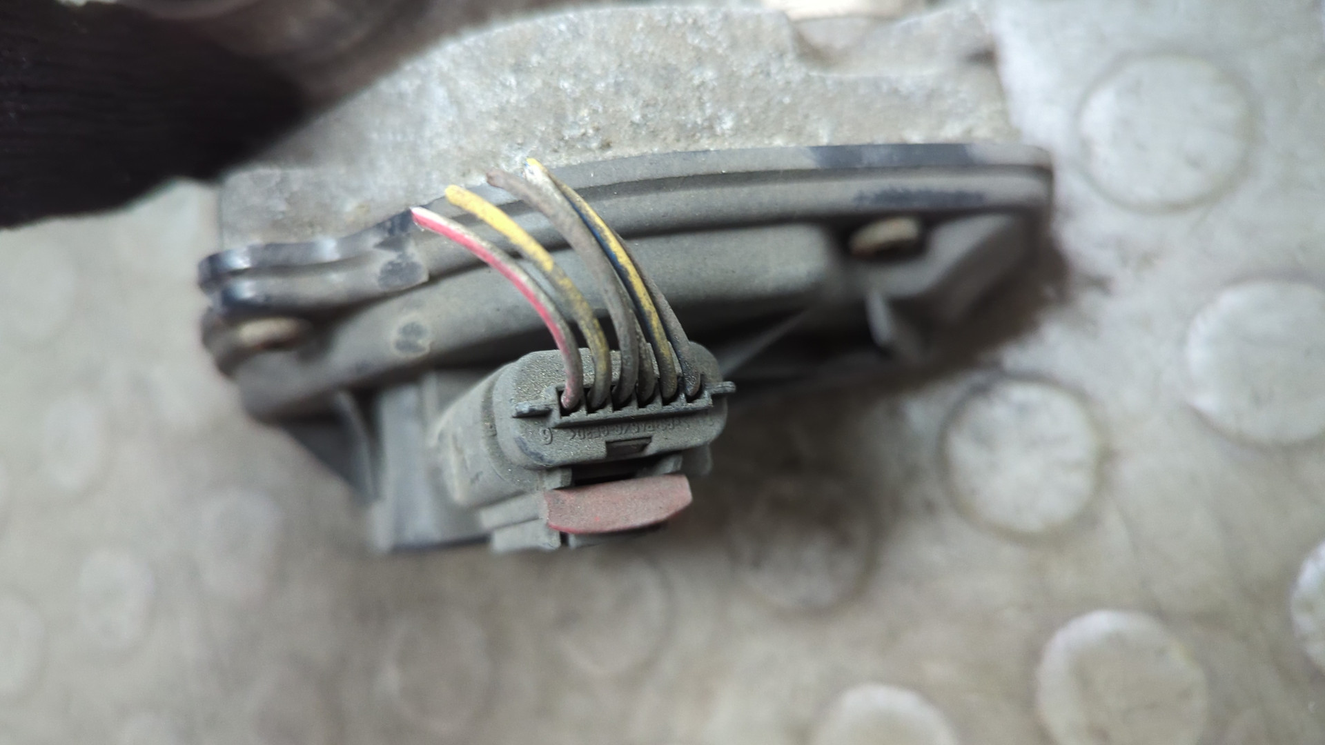 Заслонка дроссельная электрическая