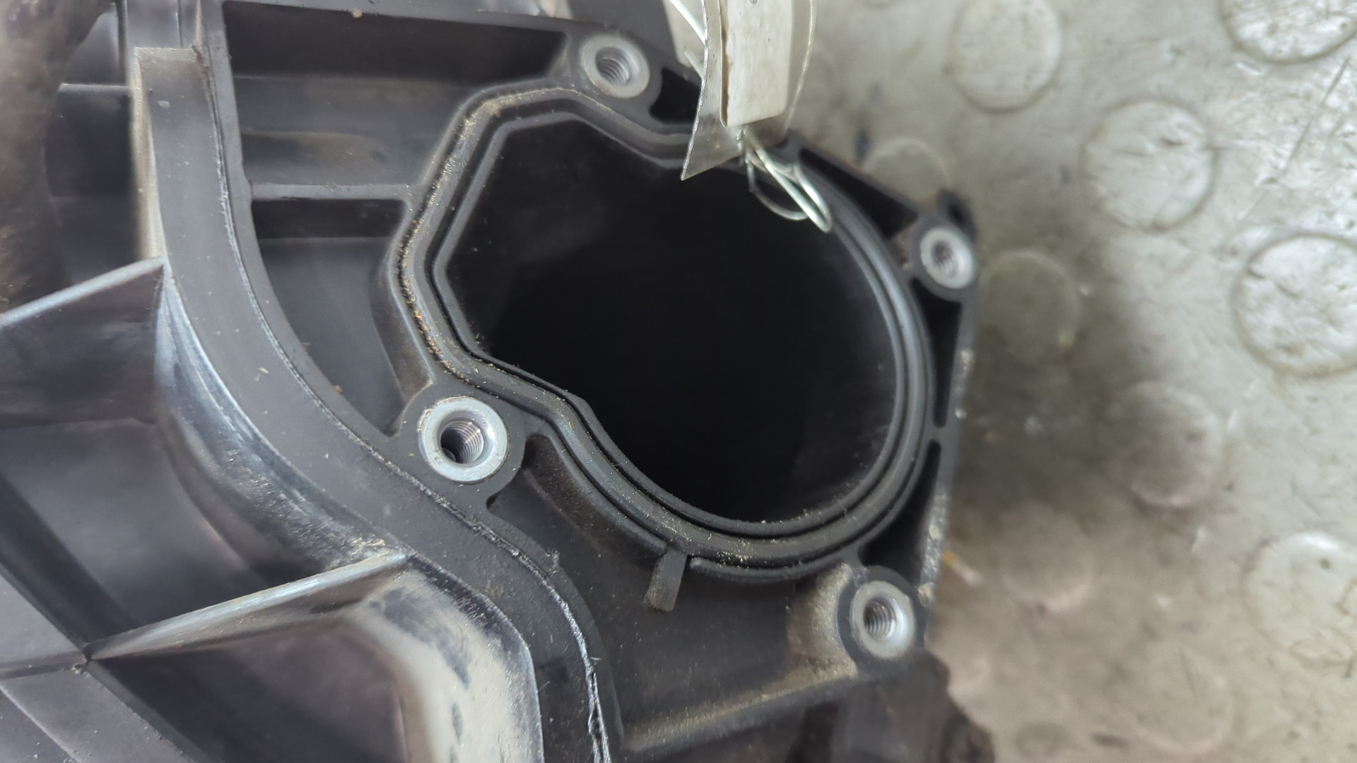 Коллектор впускной