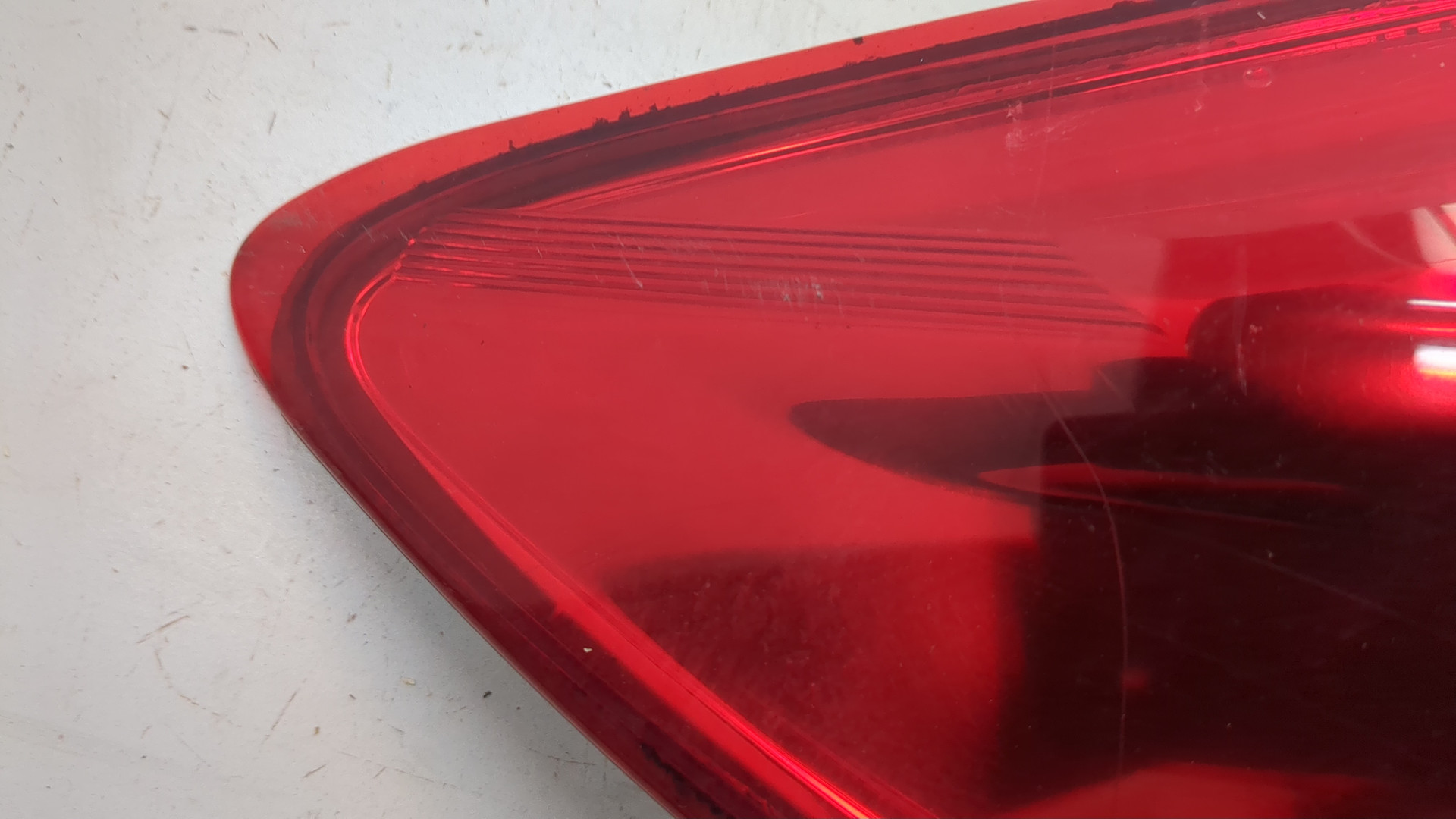 Фонарь задний левый