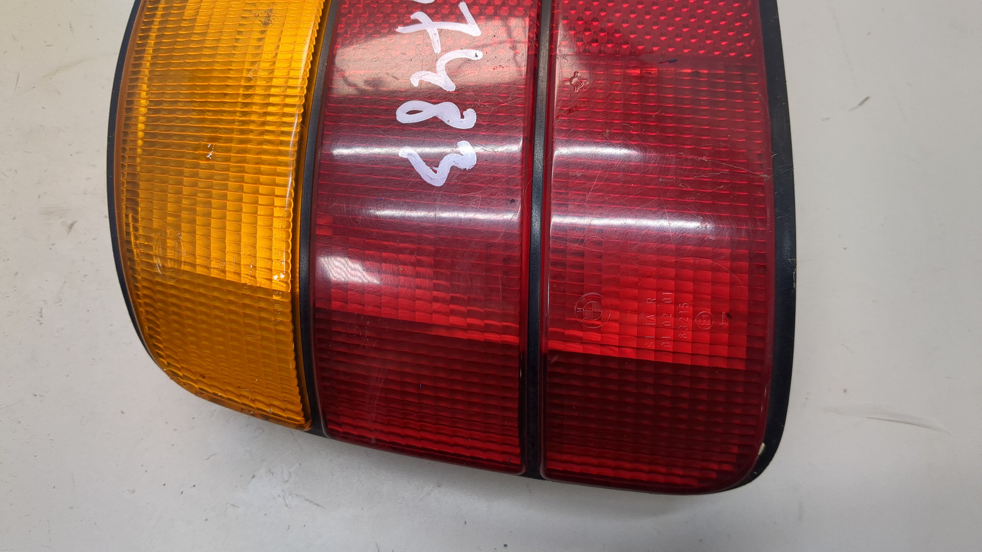 Фонарь задний левый