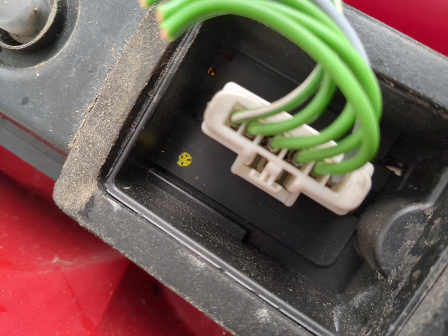 Фонарь задний правый