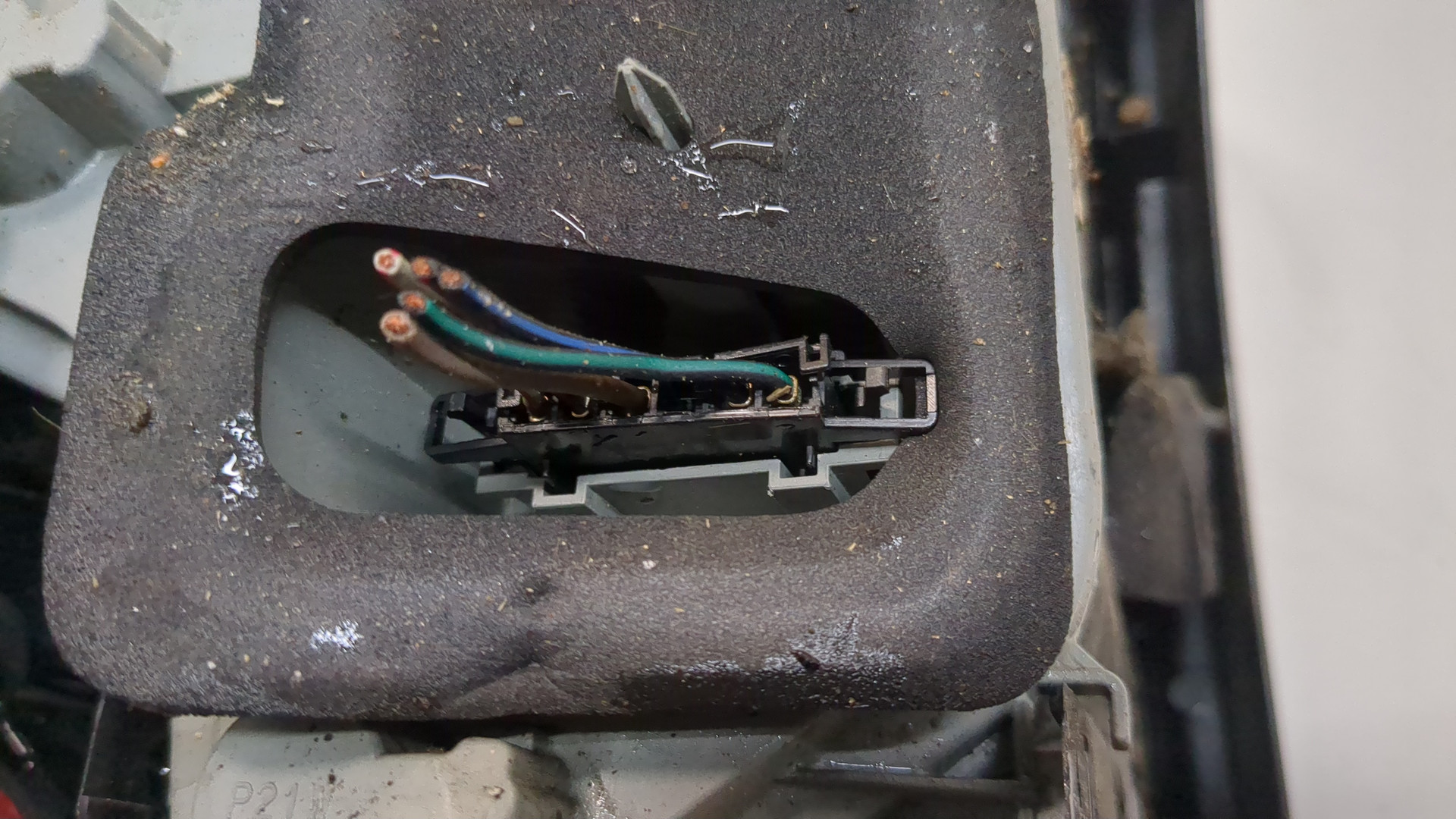 Фонарь задний правый