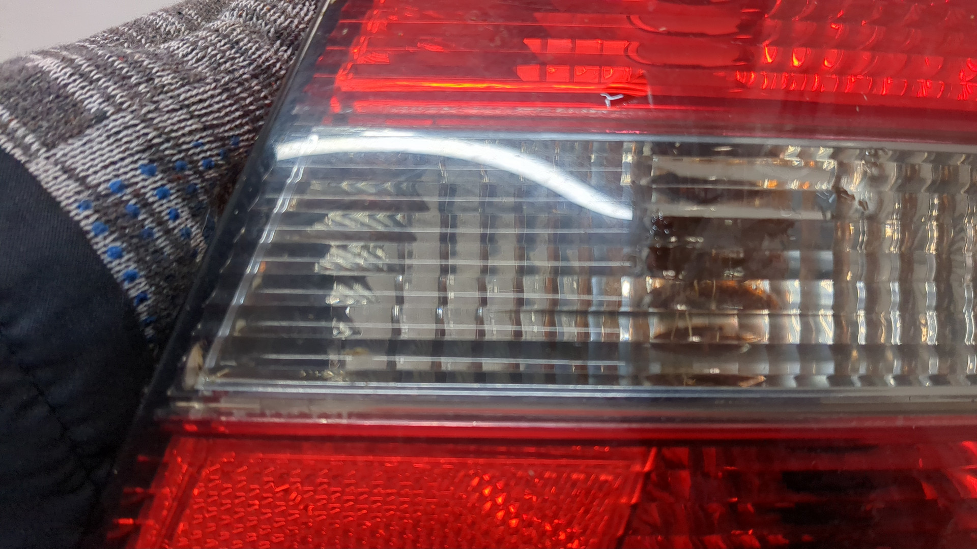 Фонарь задний правый