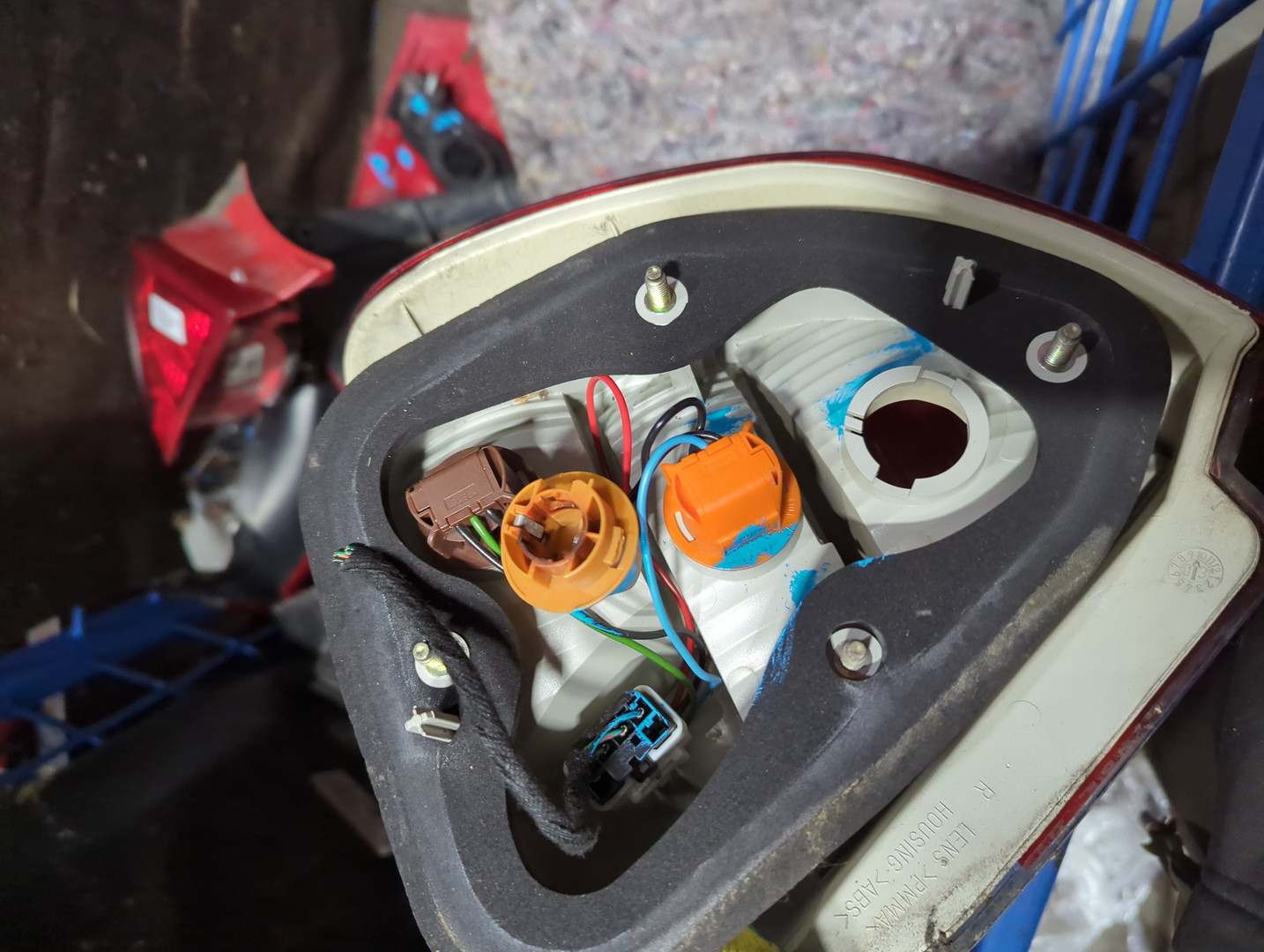 Фонарь задний правый