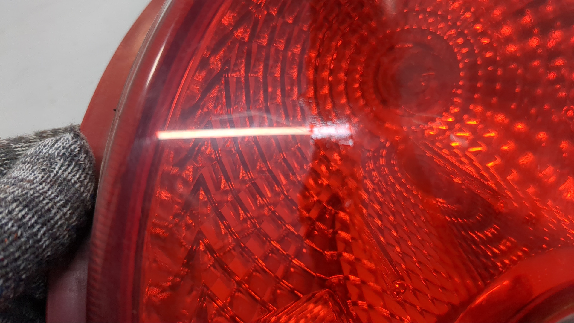 Фонарь задний правый