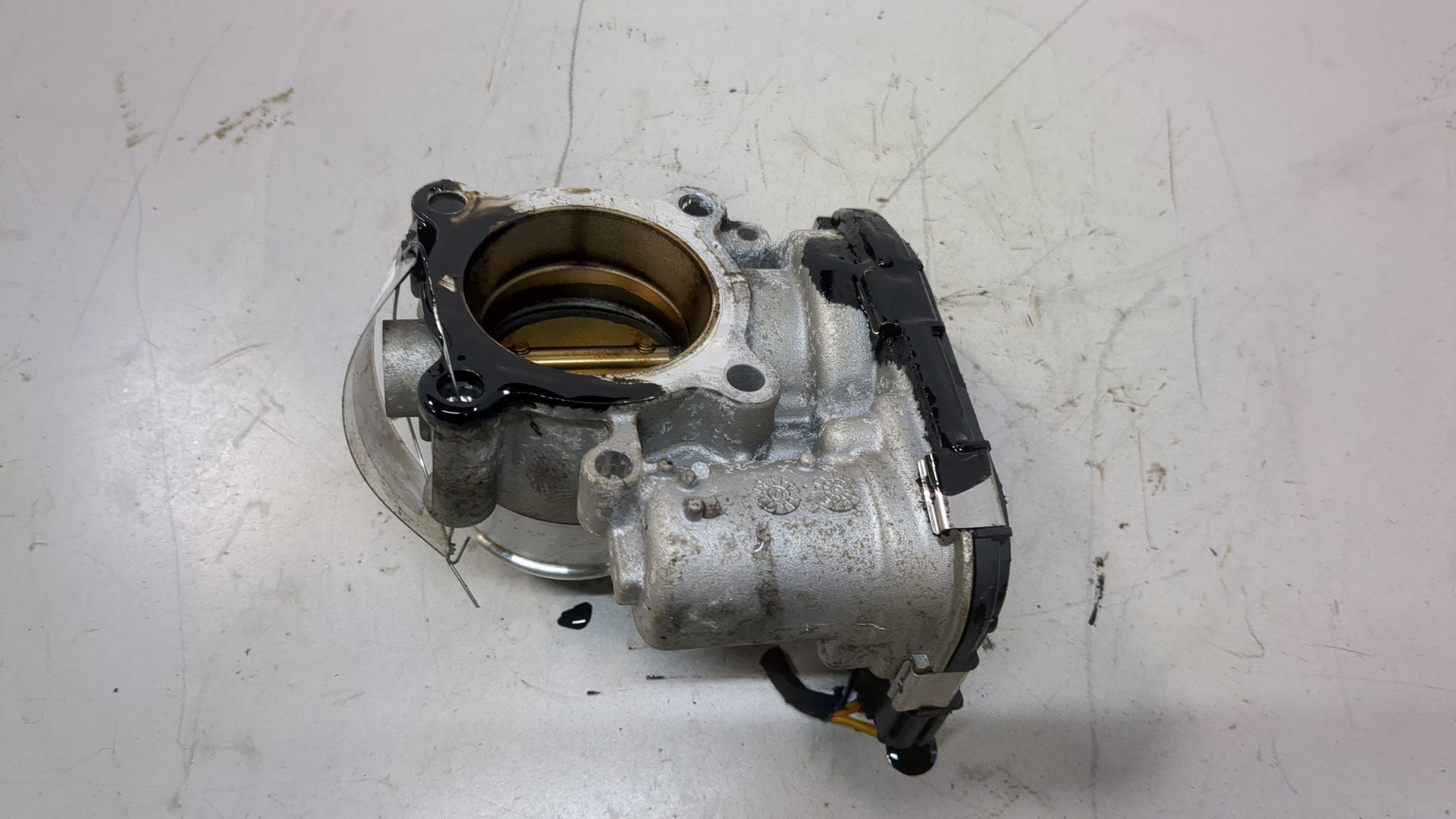 Заслонка дроссельная электрическая