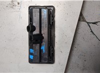 3V0827566 Кнопка открывания багажника с крышки Skoda SuperB 2015-2025 20890816 #2