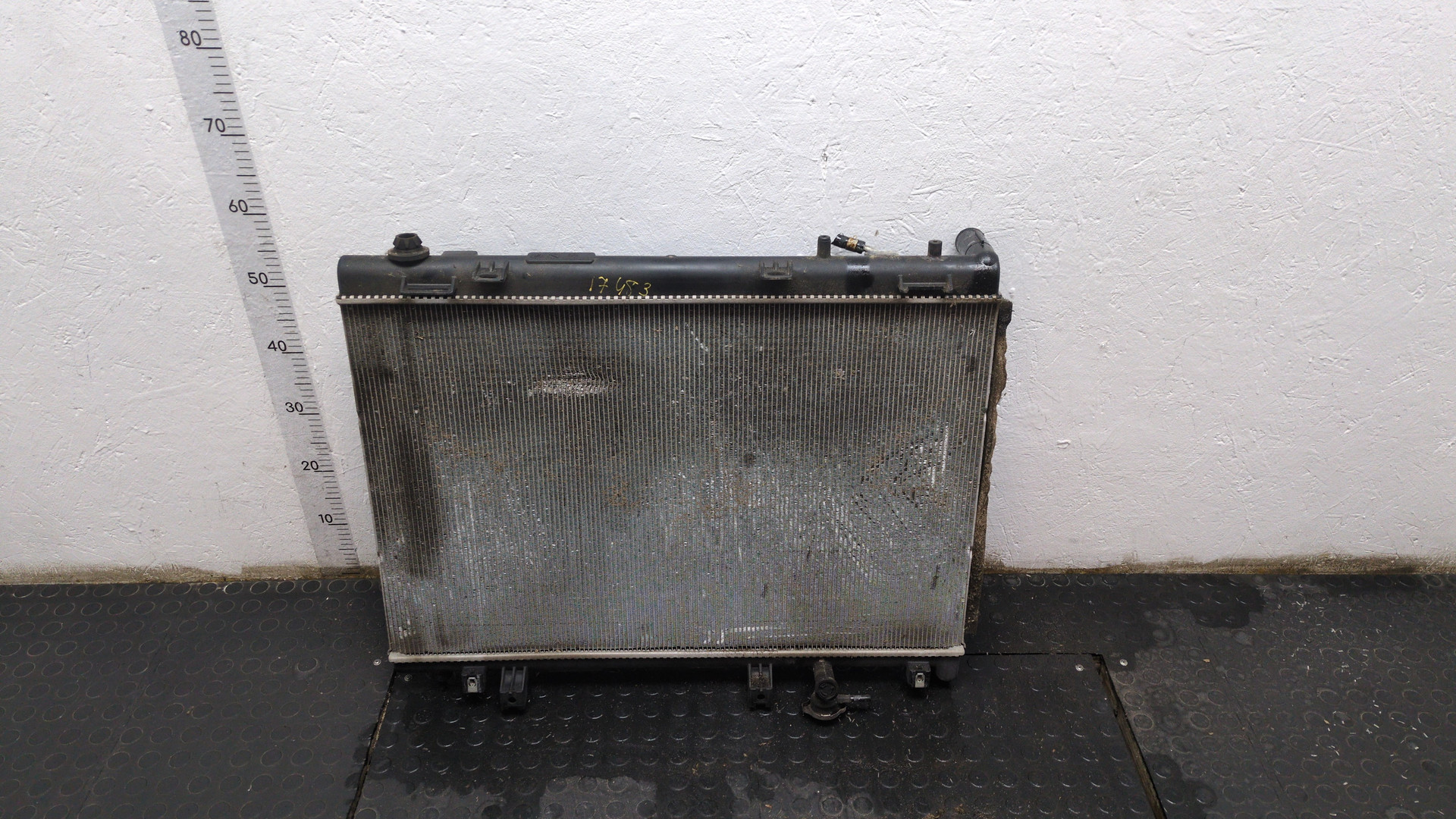 Радиатор охлаждения двигателя основной