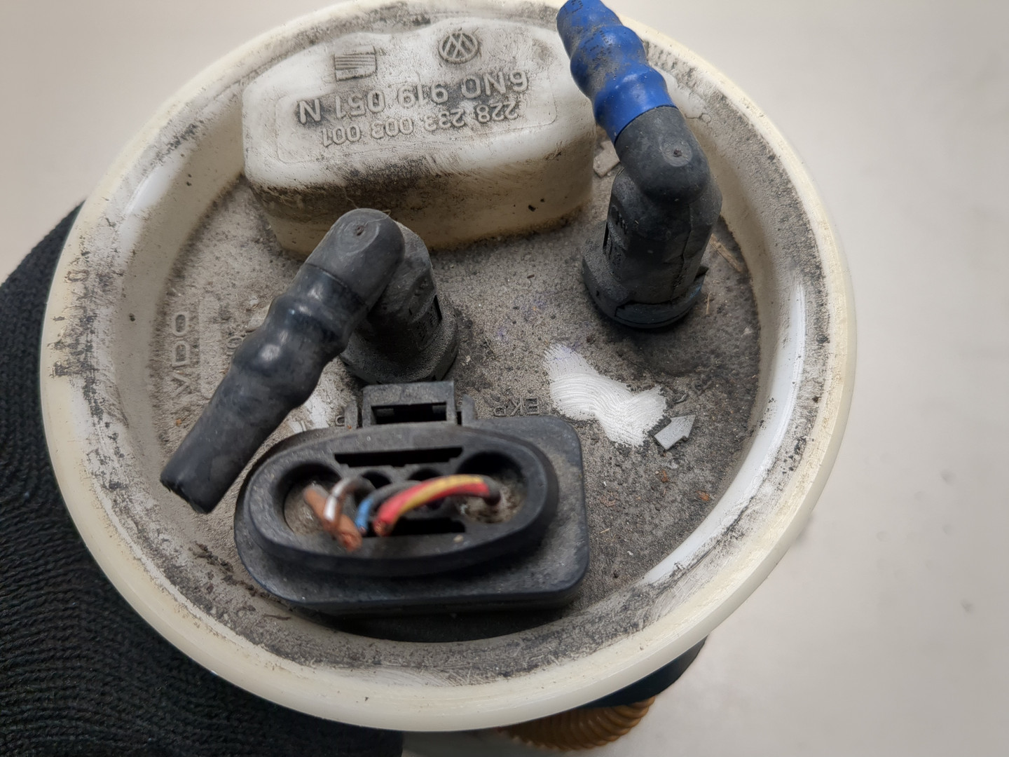 Насос топливный электрический