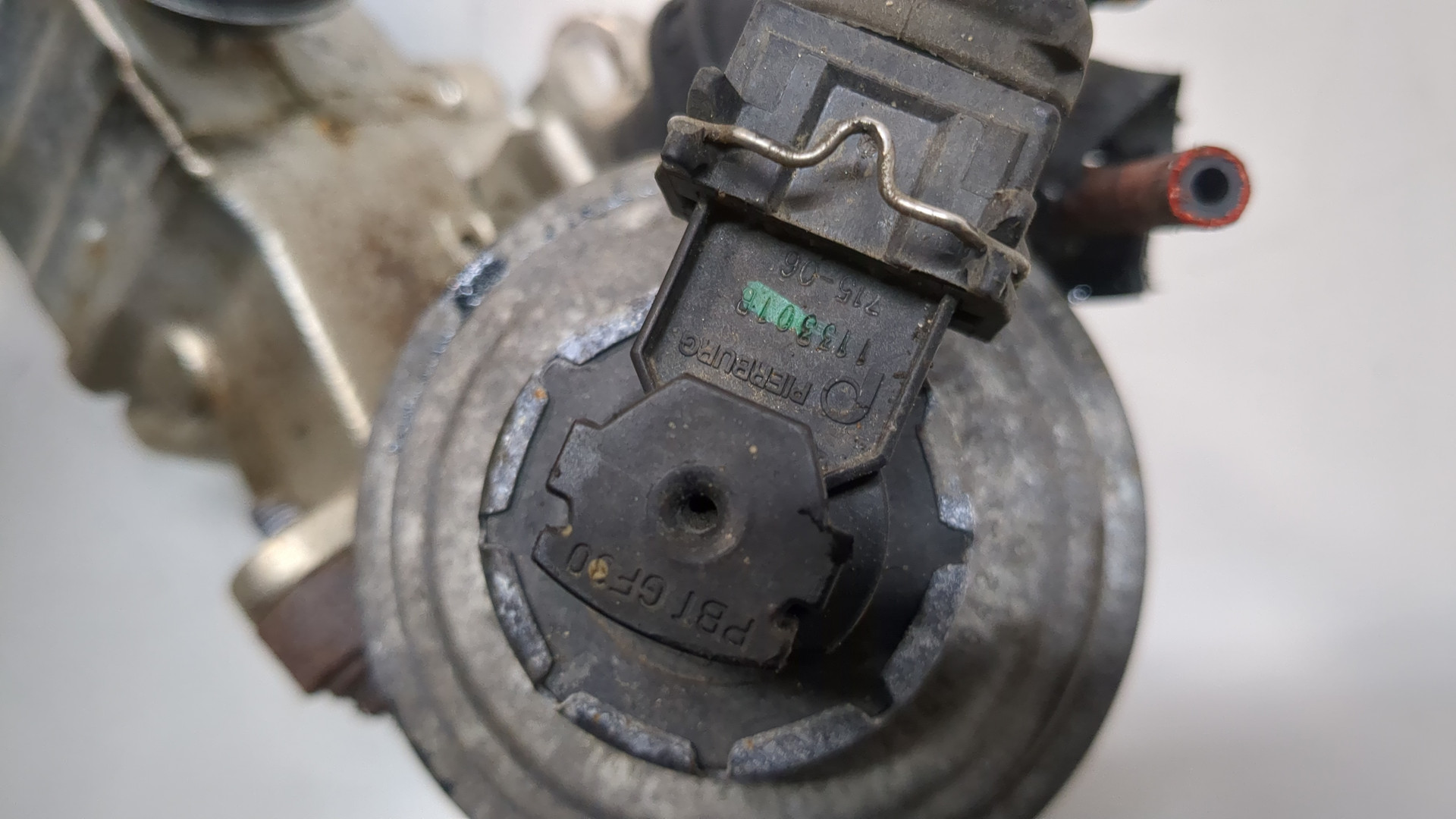 Клапан рециркуляции выхлопных газов (EGR)