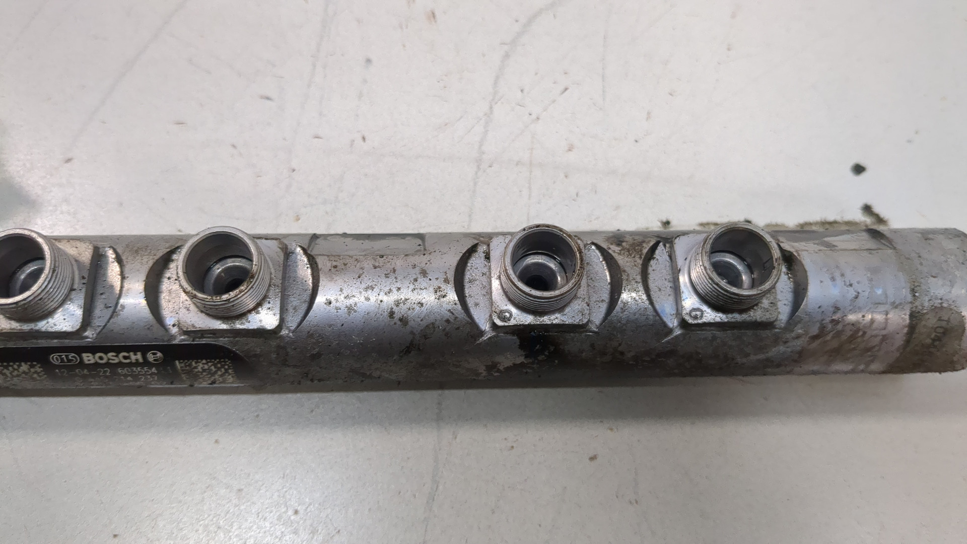 Рейка топливная (рампа)