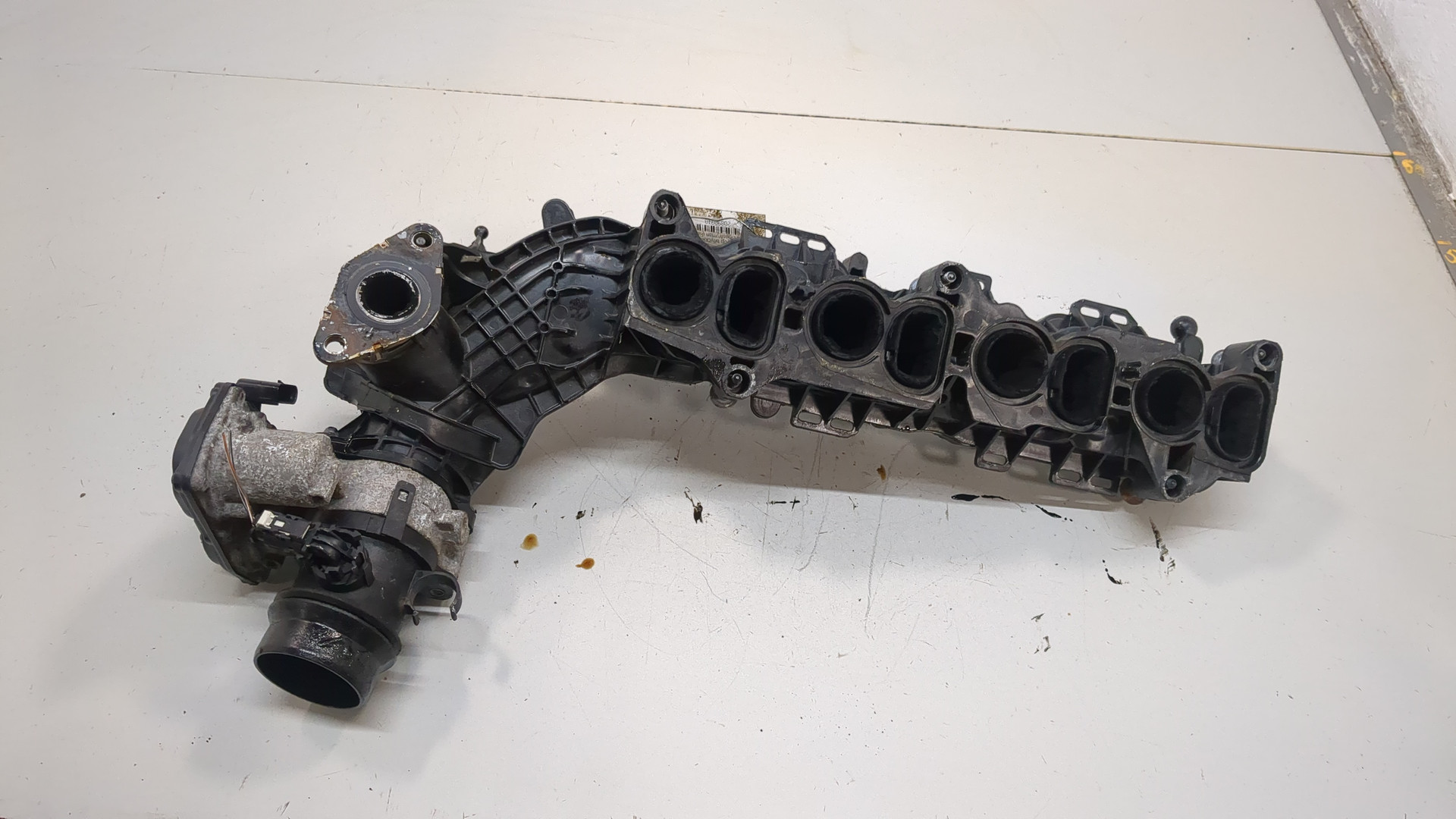 Коллектор впускной