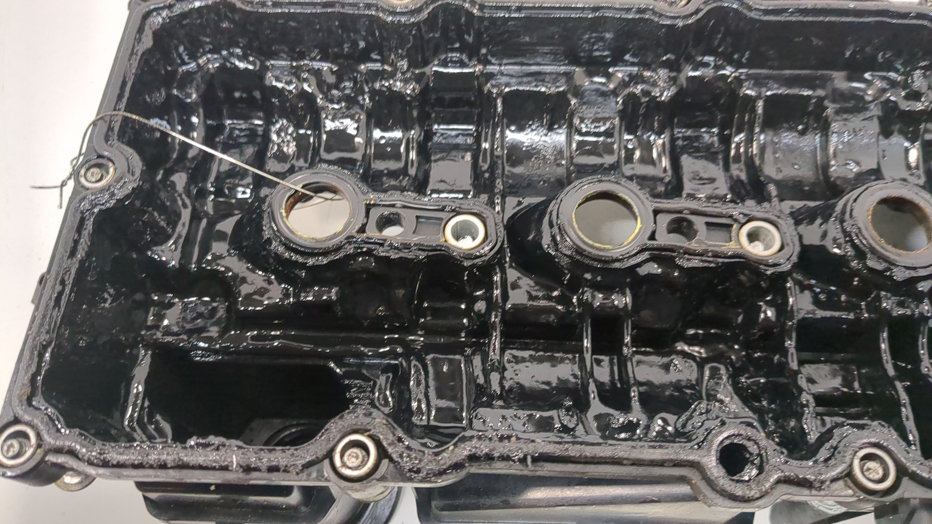 Крышка клапанная ГБЦ