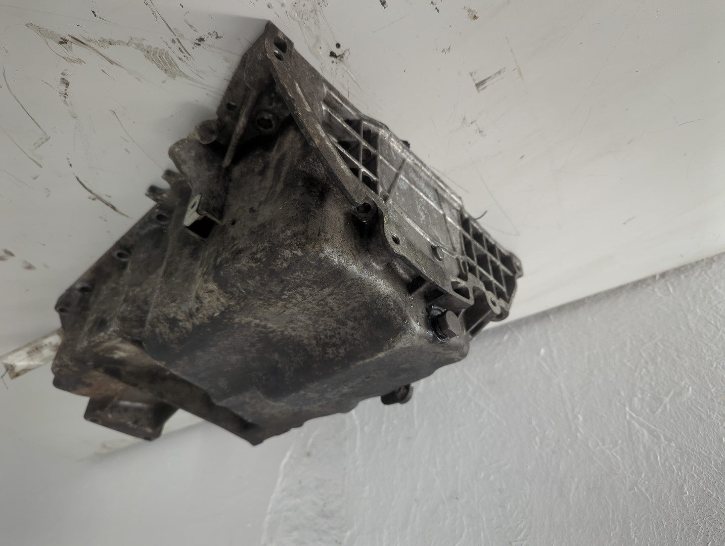 Поддон масляный двигателя (картер)