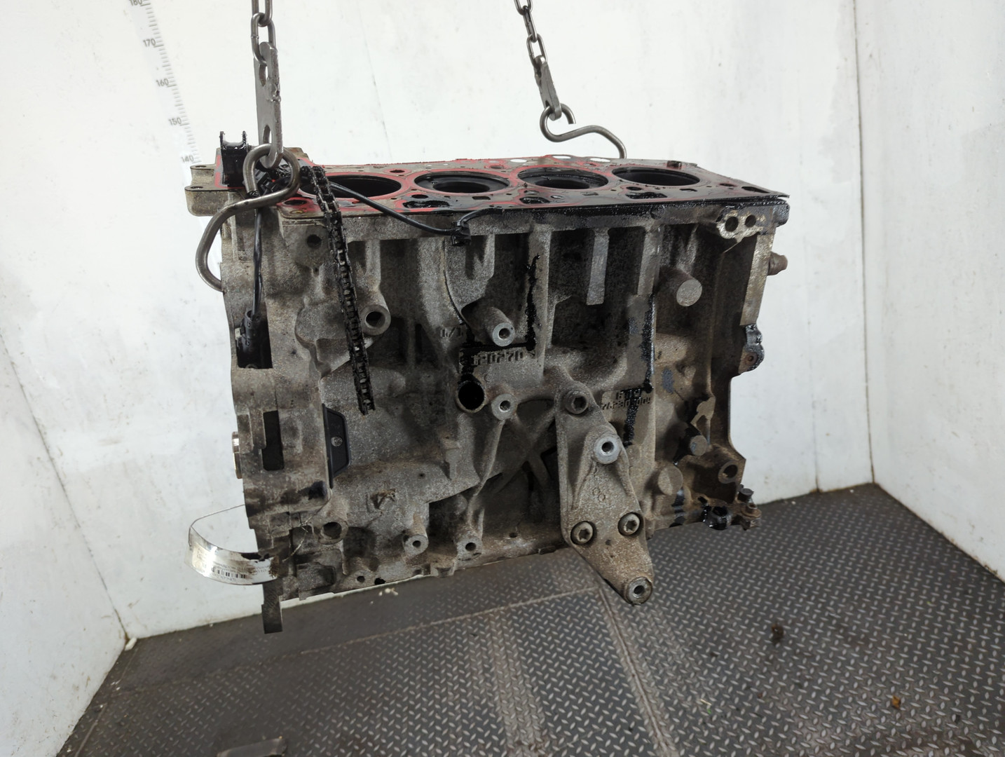 Блок двигателя