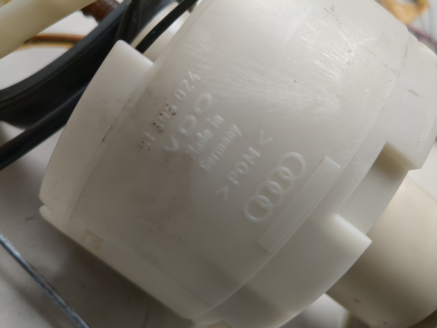 Насос топливный электрический