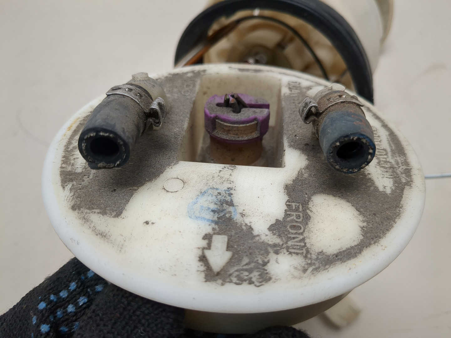 Насос топливный электрический