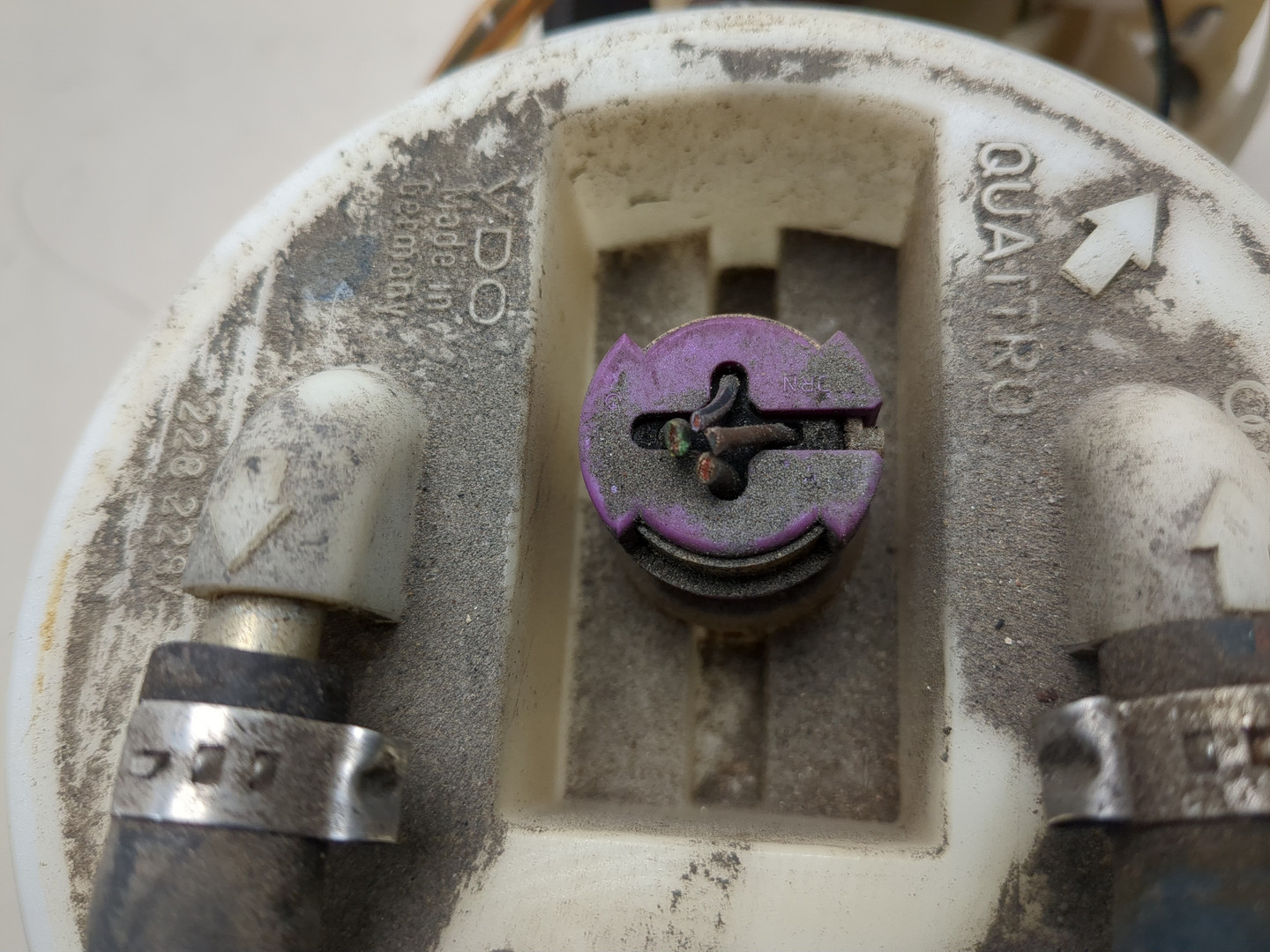 Насос топливный электрический